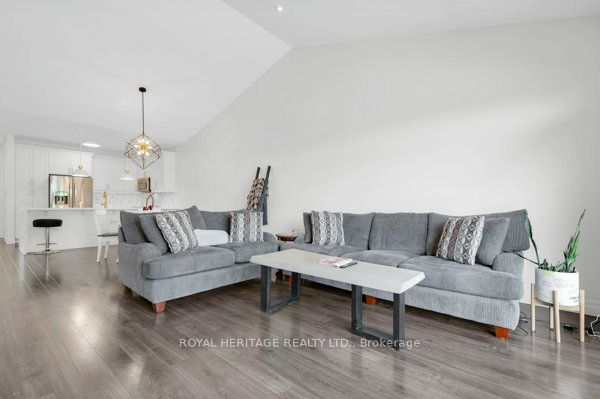 4 Kingfisher Drive Property Photo 12