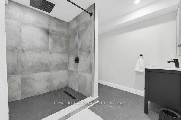 4 Kingfisher Drive Property Photo 28
