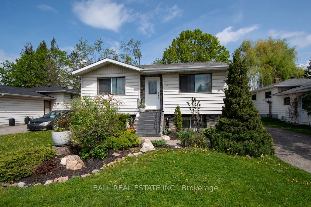 13 Coyle Crescent Property Photo 1