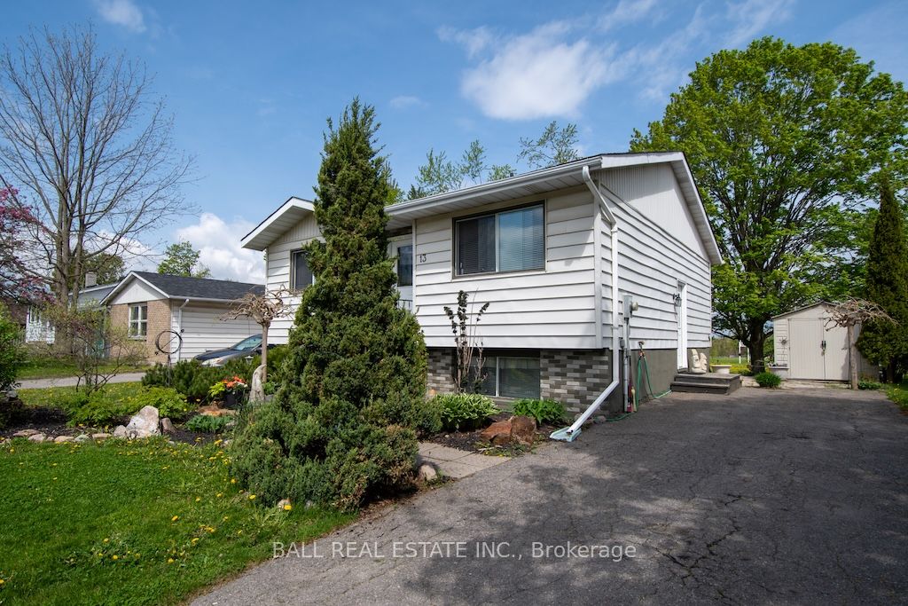 13 Coyle Crescent Property Photo 5