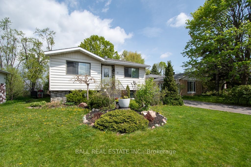 13 Coyle Crescent Property Photo 6