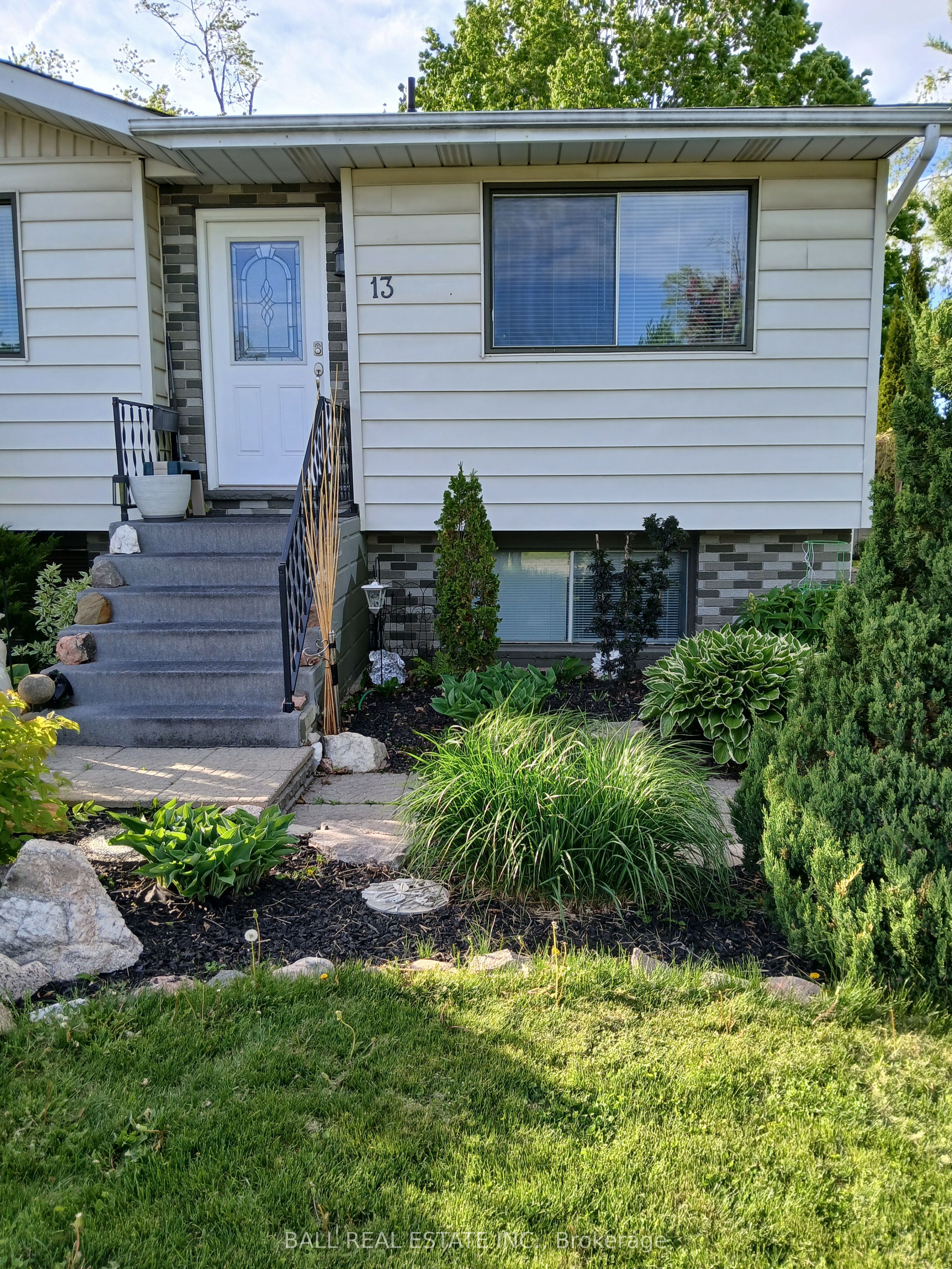 13 Coyle Crescent Property Photo 45