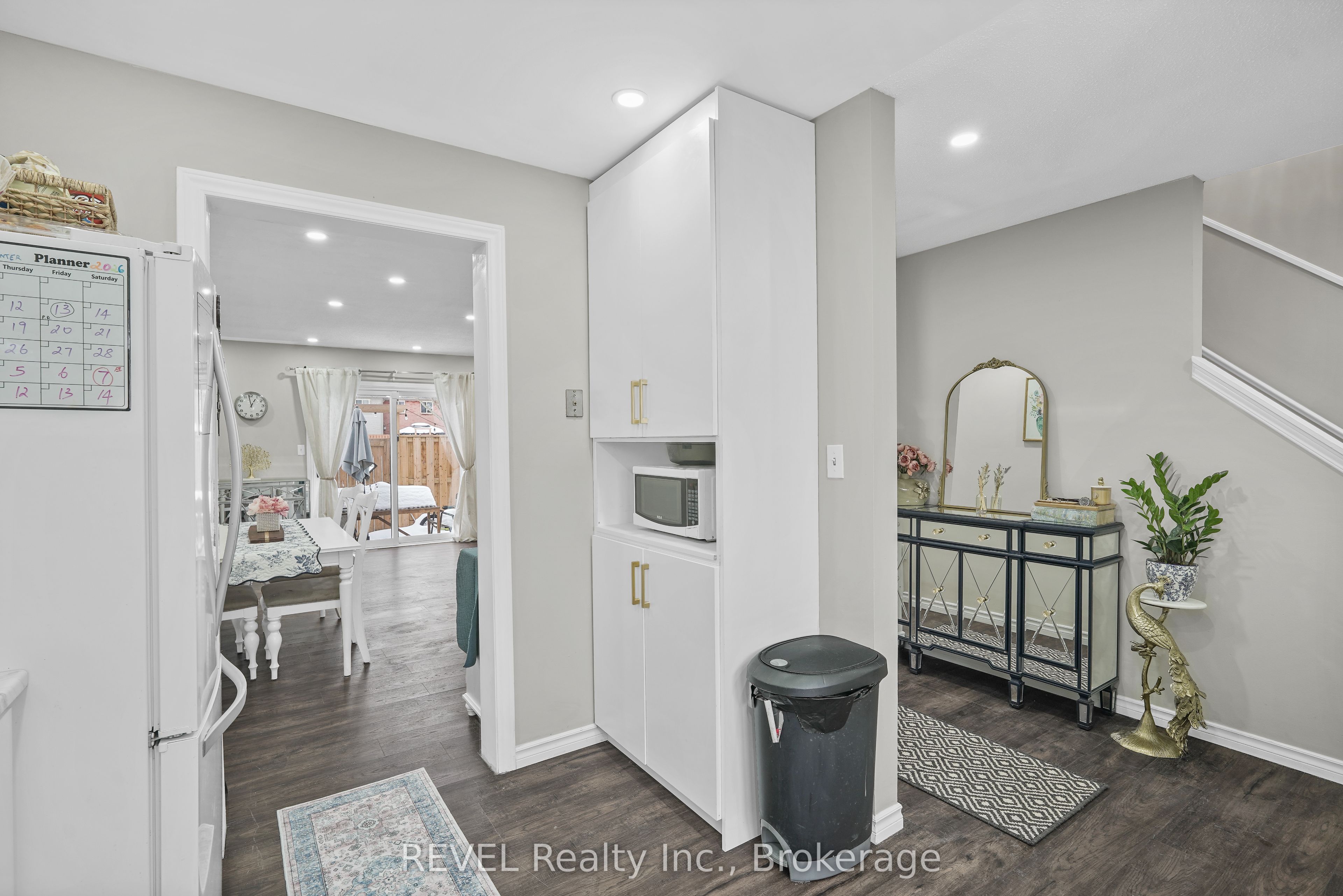 65 Dorchester Boulevard 80 Property Photo 10