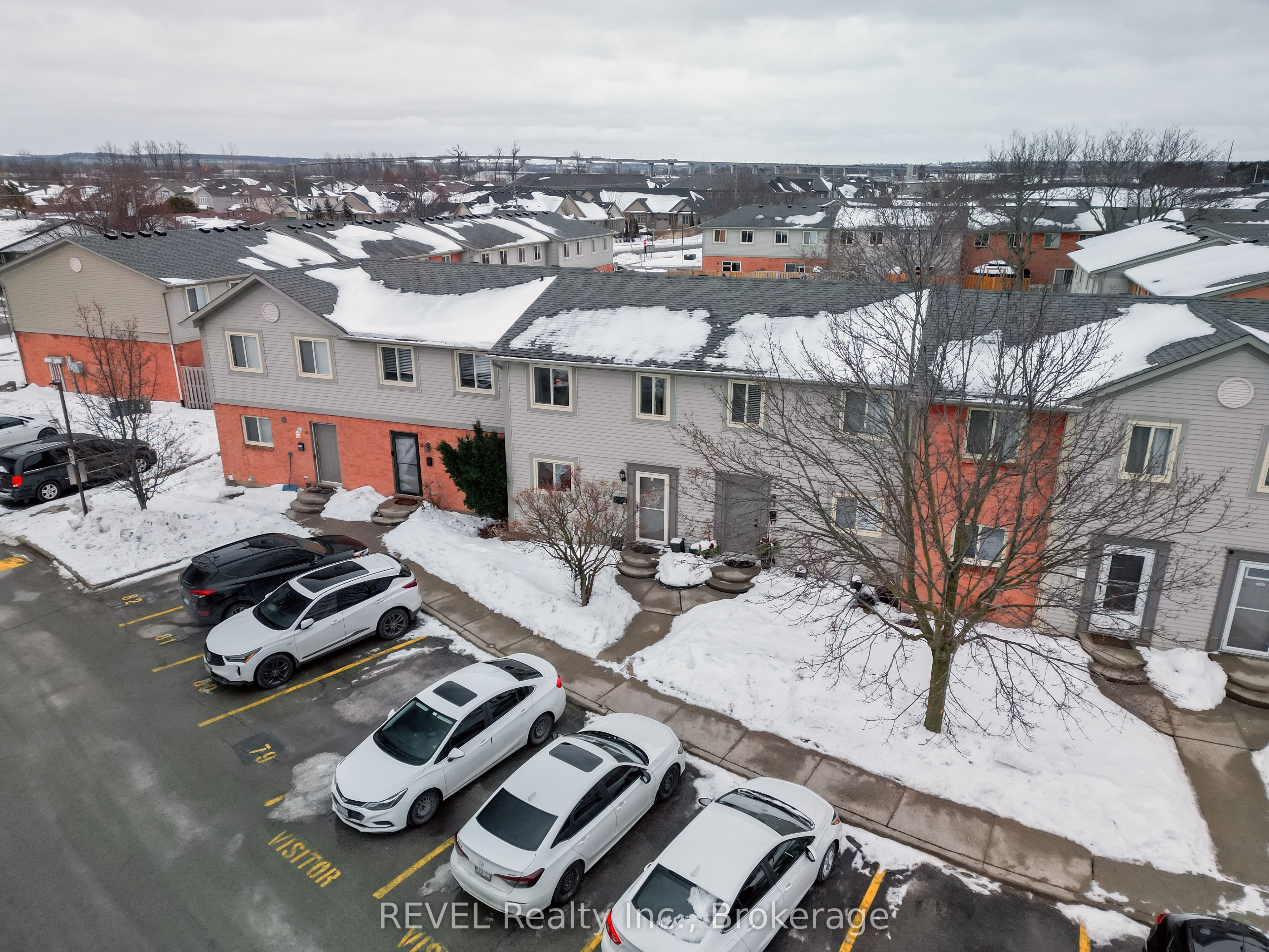 65 Dorchester Boulevard 80 Property Photo 28