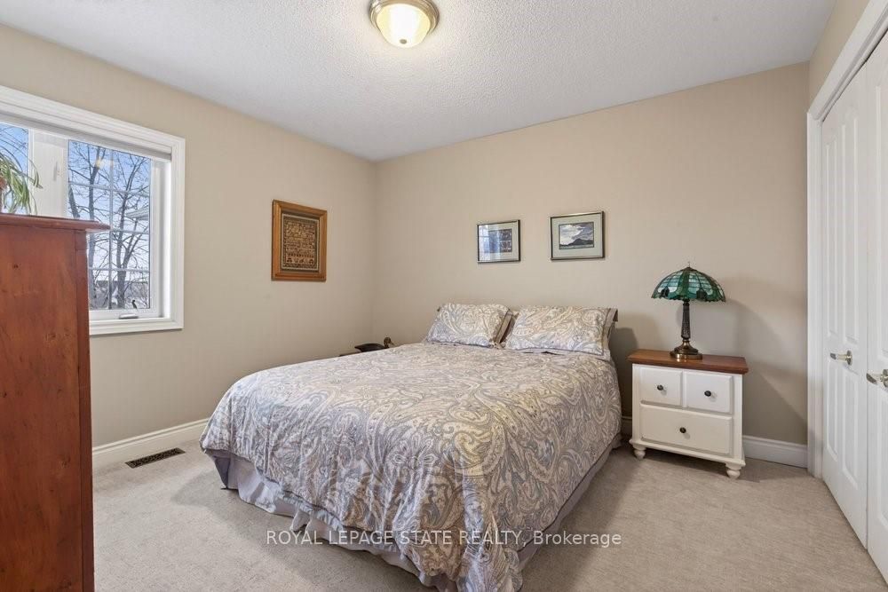 100 Beddoe Drive 101 Property Photo 32