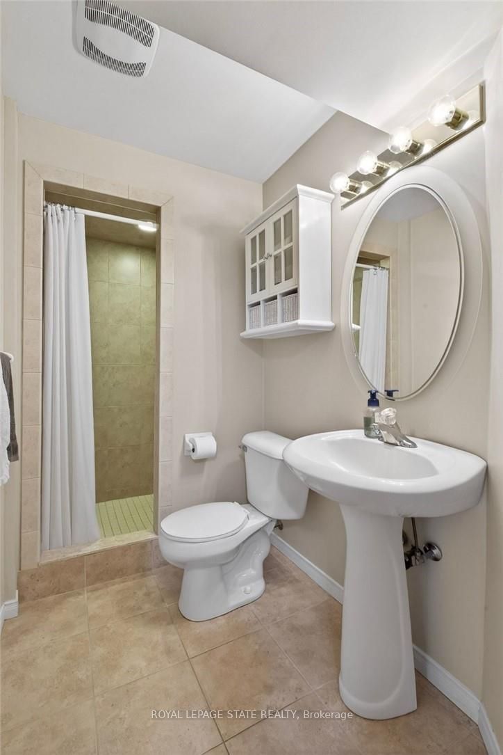 100 Beddoe Drive 101 Property Photo 40