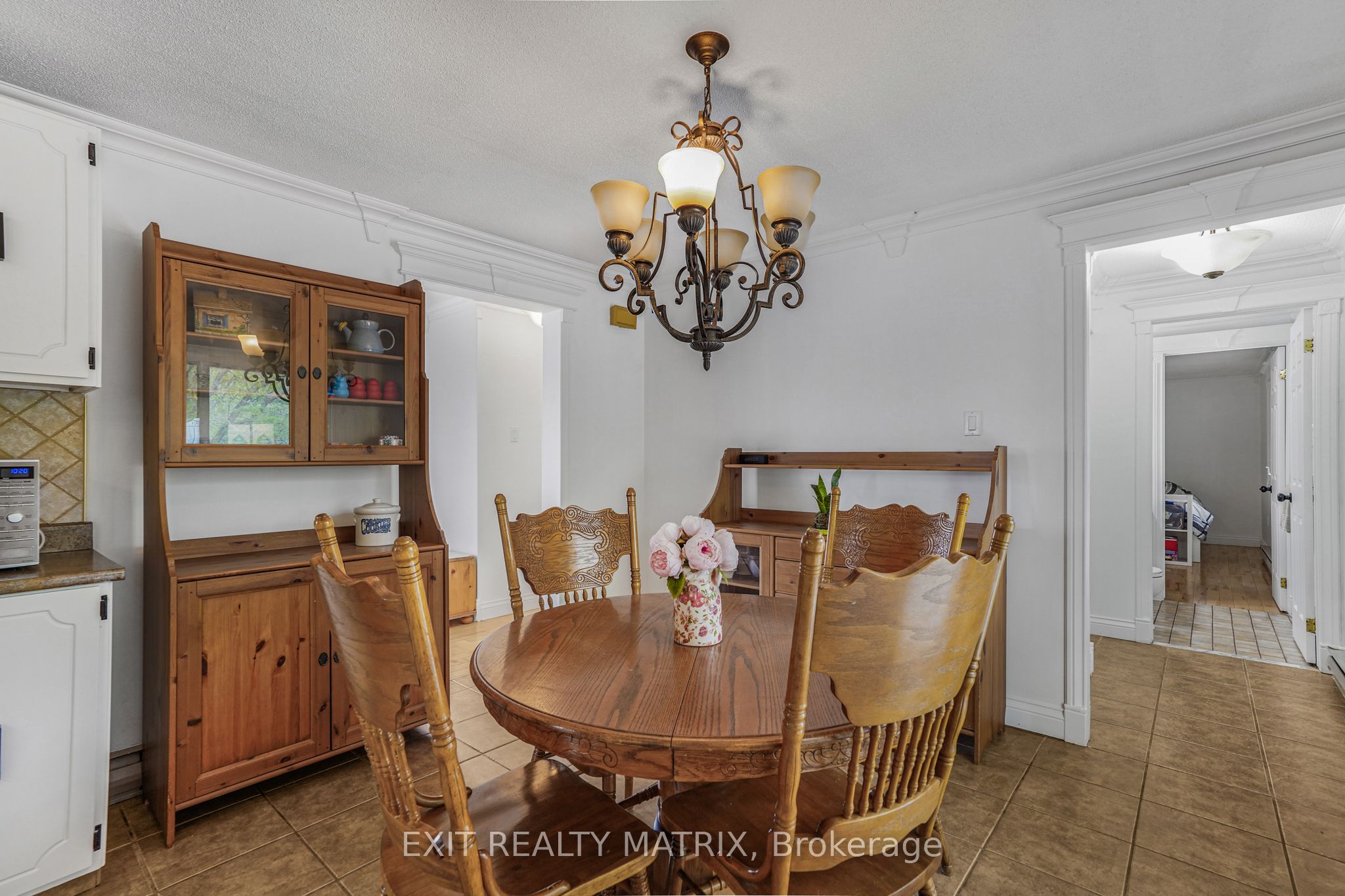 136 Martel Crescent Property Photo 9