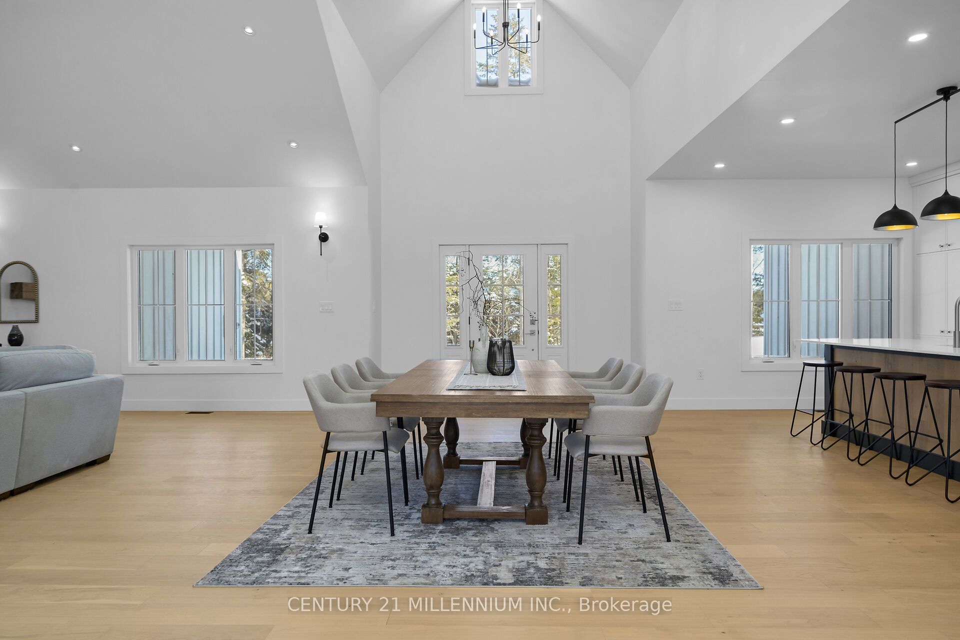 5450 Fifth Line Property Photo 17