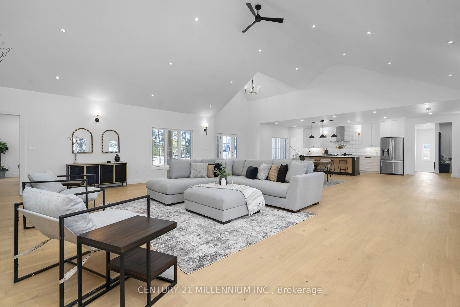 5450 Fifth Line Property Photo 19