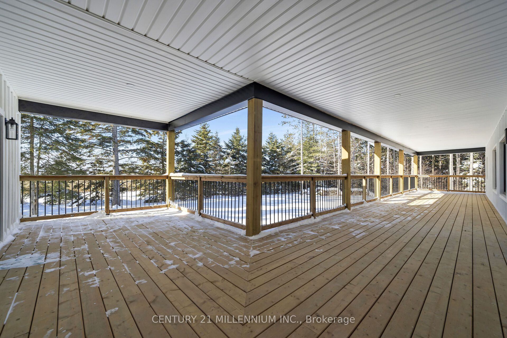5450 Fifth Line Property Photo 37
