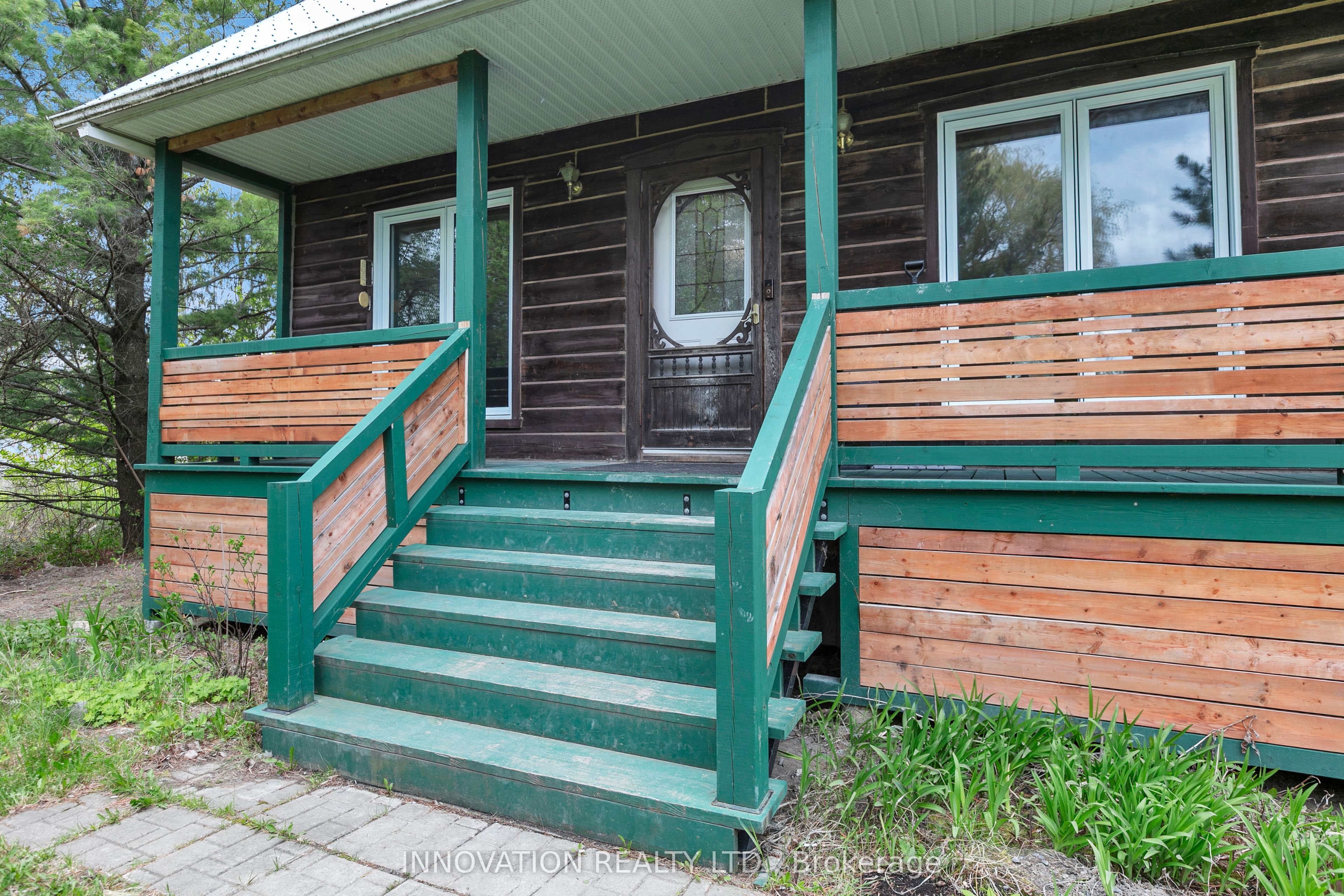 2911 Chartrand Street Property Photo 6