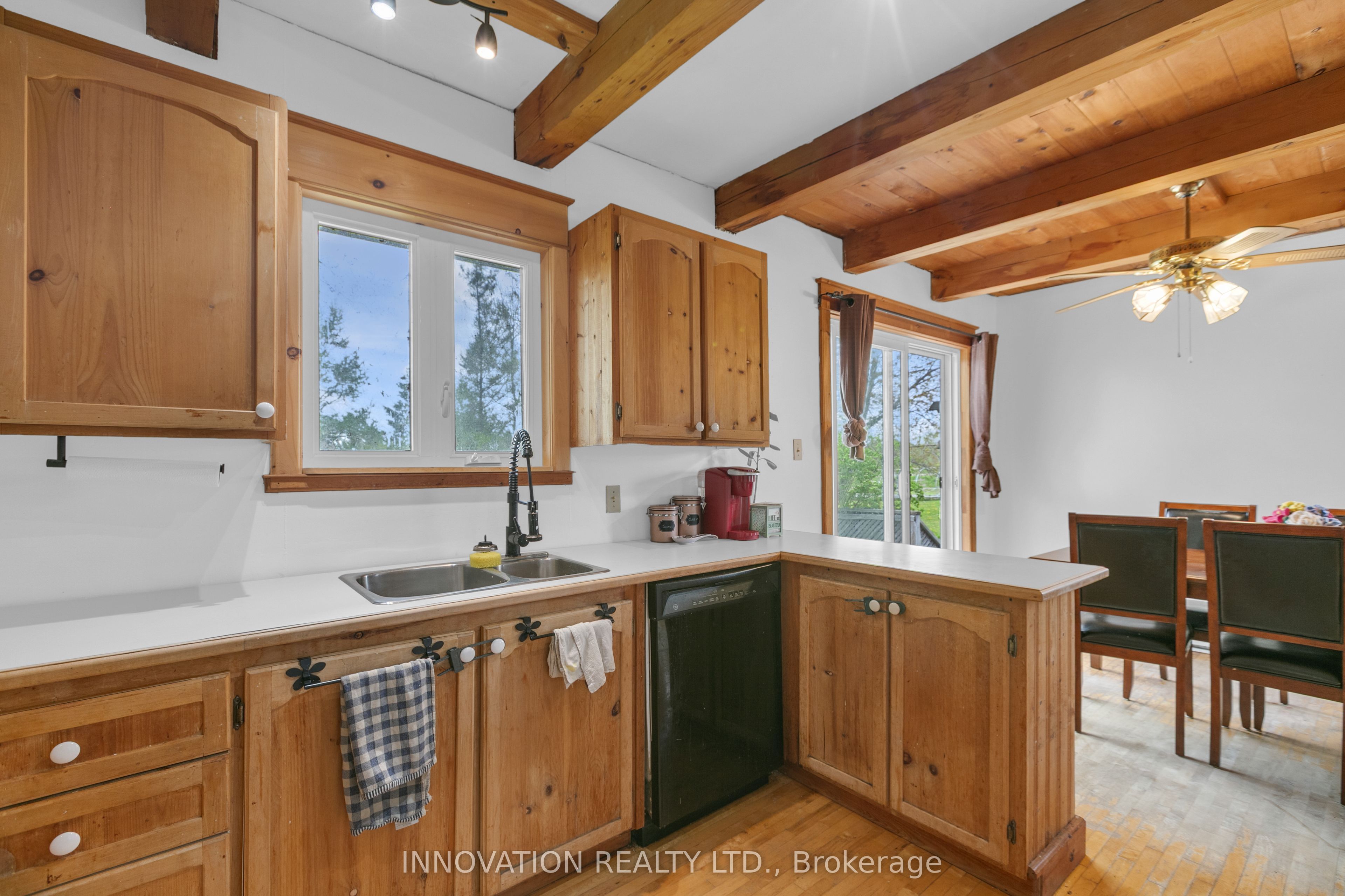 2911 Chartrand Street Property Photo 13
