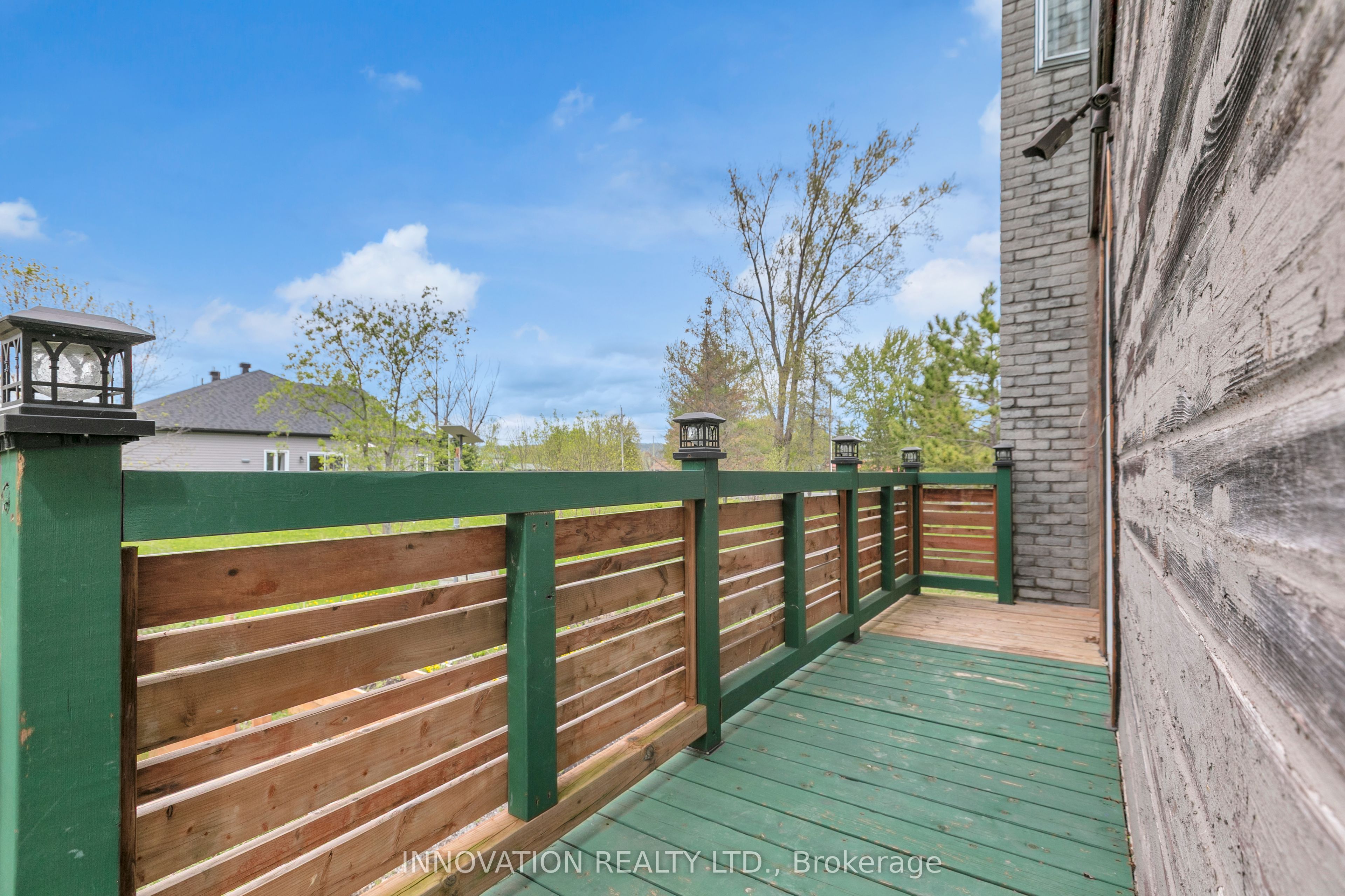 2911 Chartrand Street Property Photo 22
