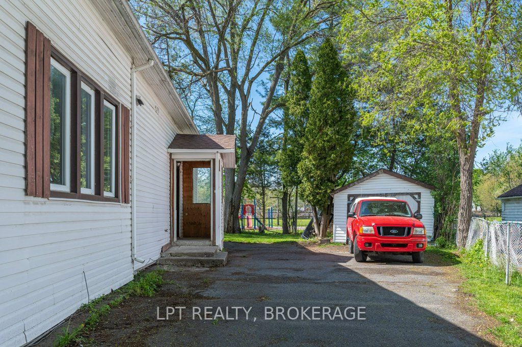4069 Bath Road Property Photo 4