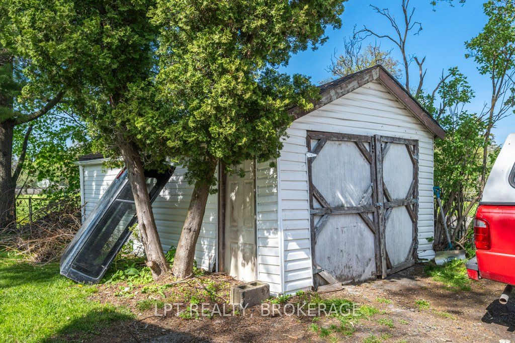 4069 Bath Road Property Photo 5