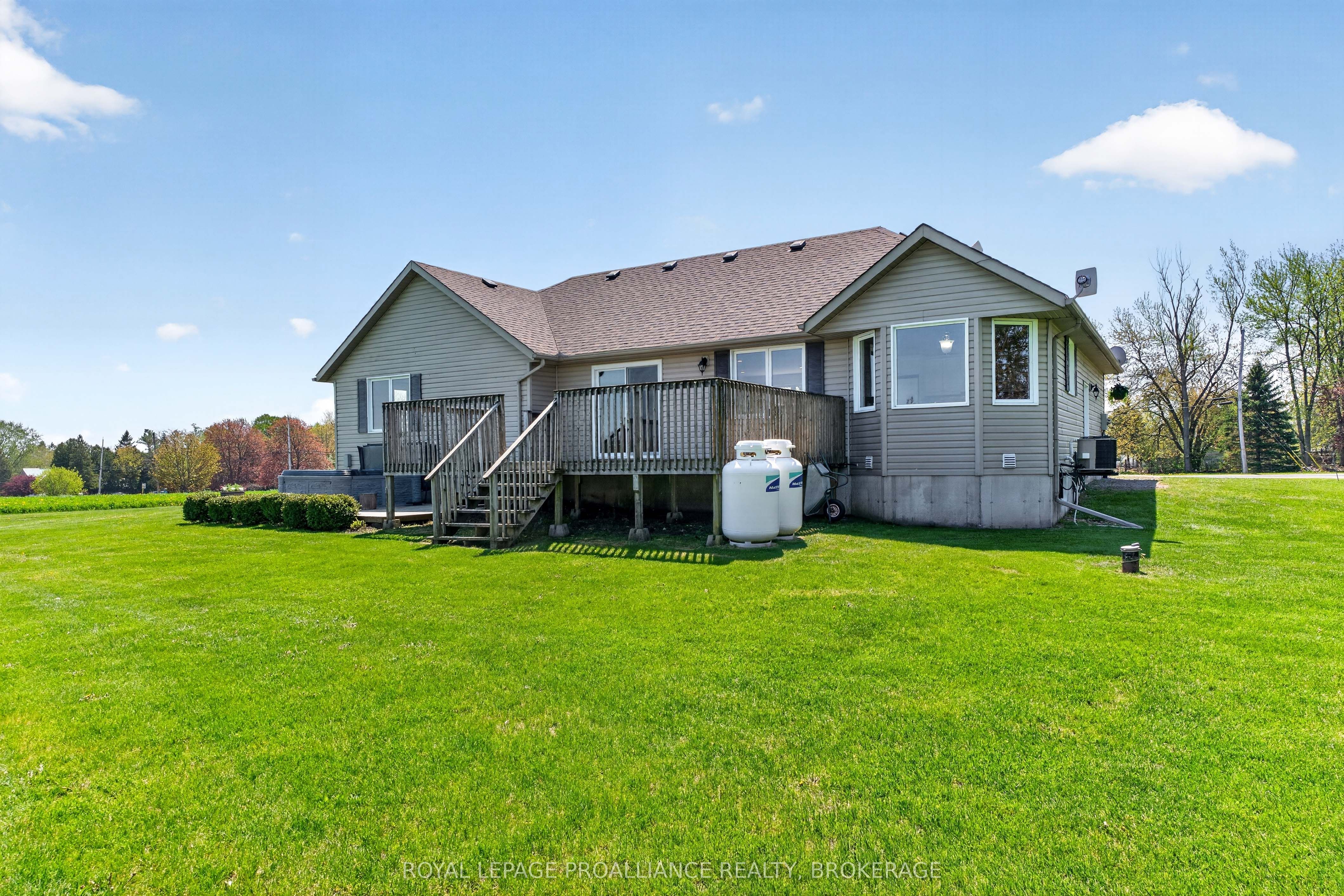15268 County Road 21 Property Photo 4