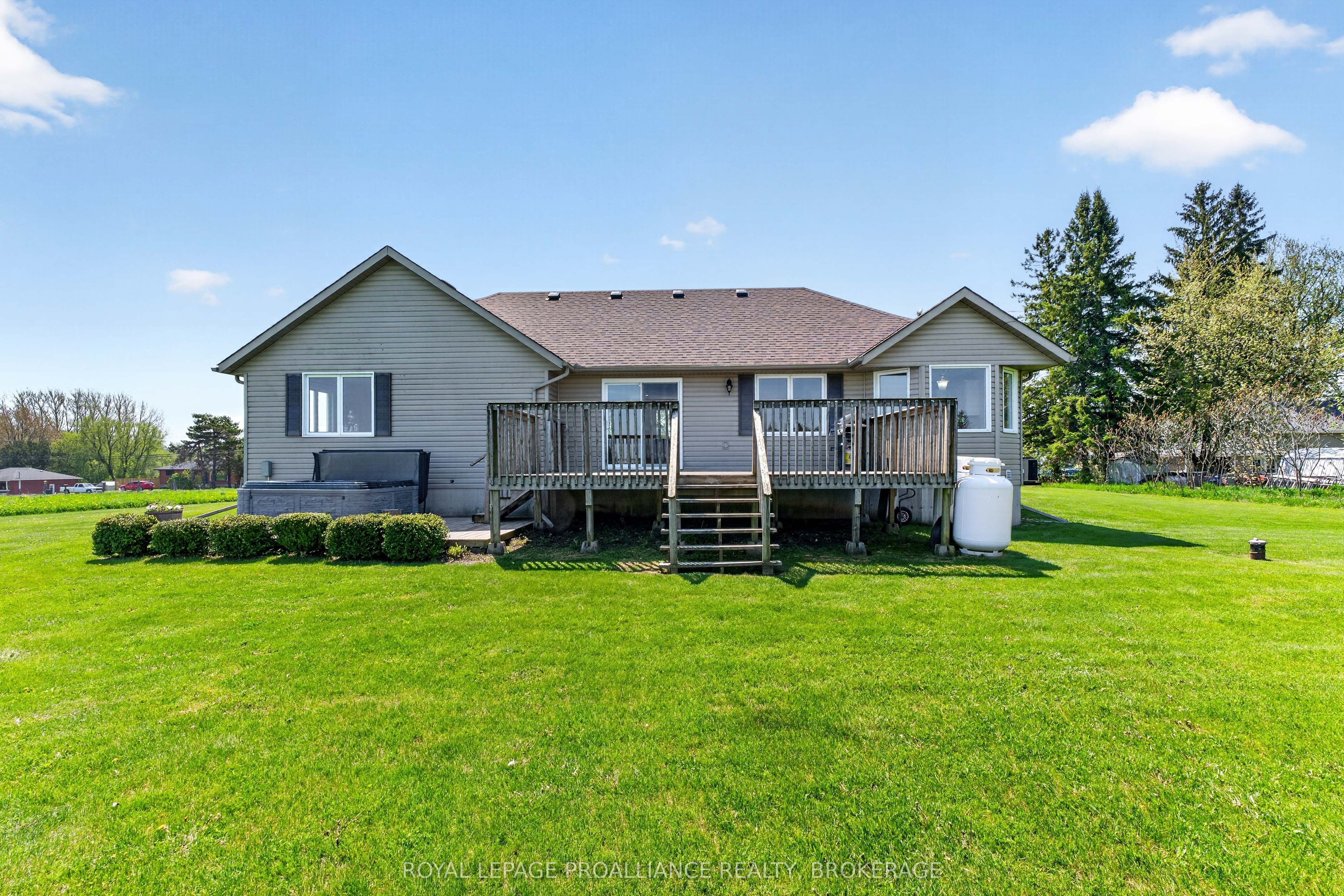 15268 County Road 21 Property Photo 6