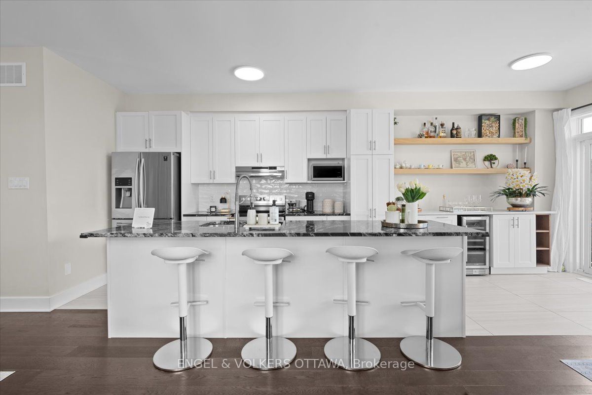 209 Bert Hall Street Property Photo 8
