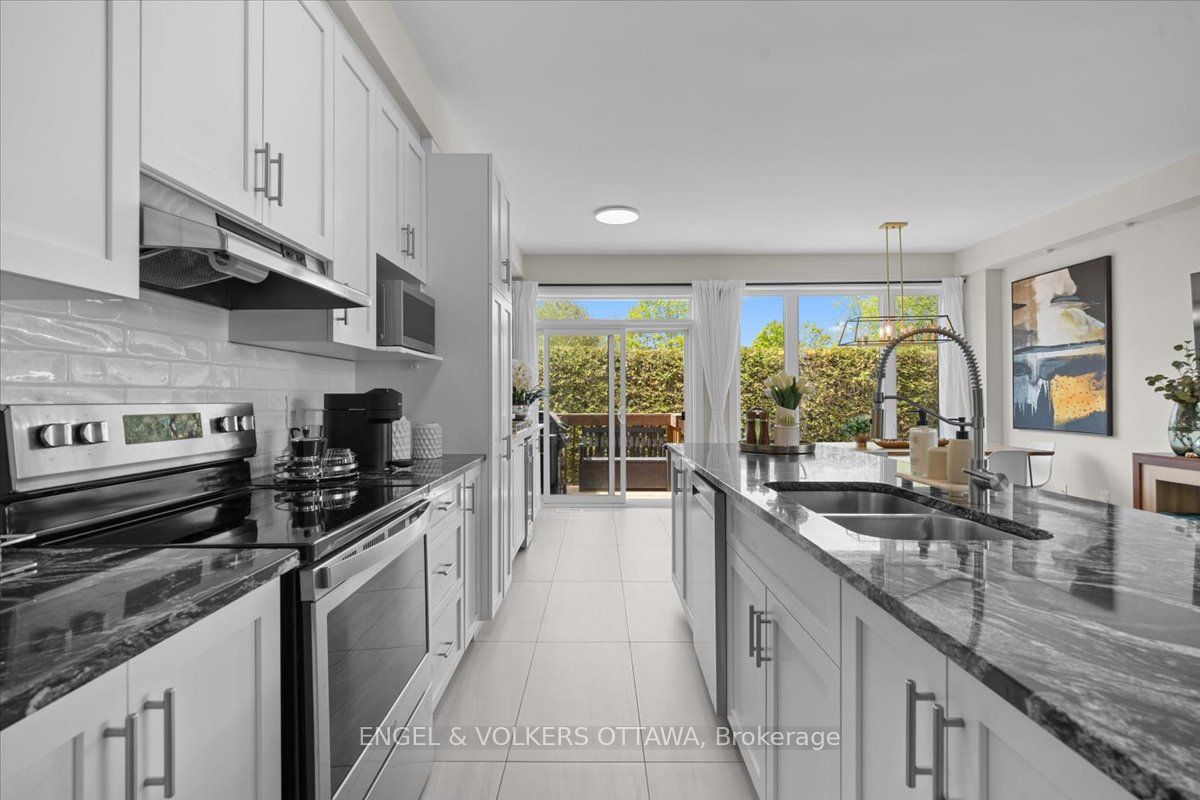 209 Bert Hall Street Property Photo 11