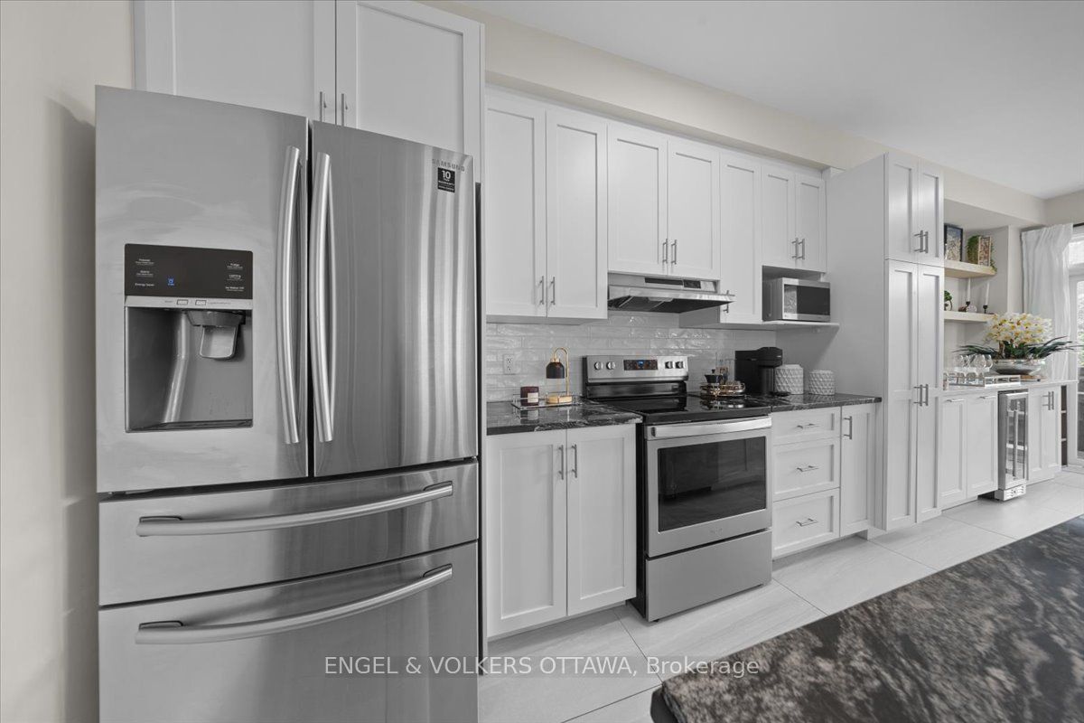 209 Bert Hall Street Property Photo 12