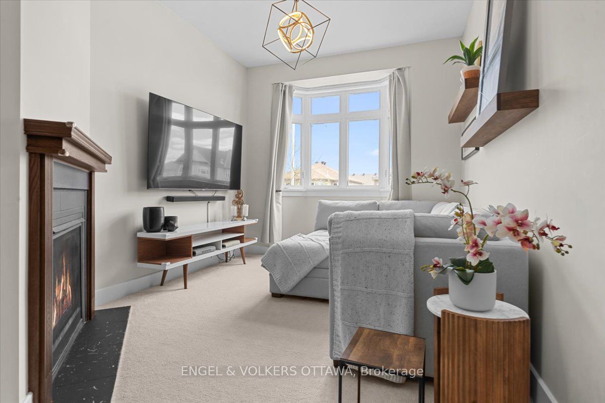 209 Bert Hall Street Property Photo 20