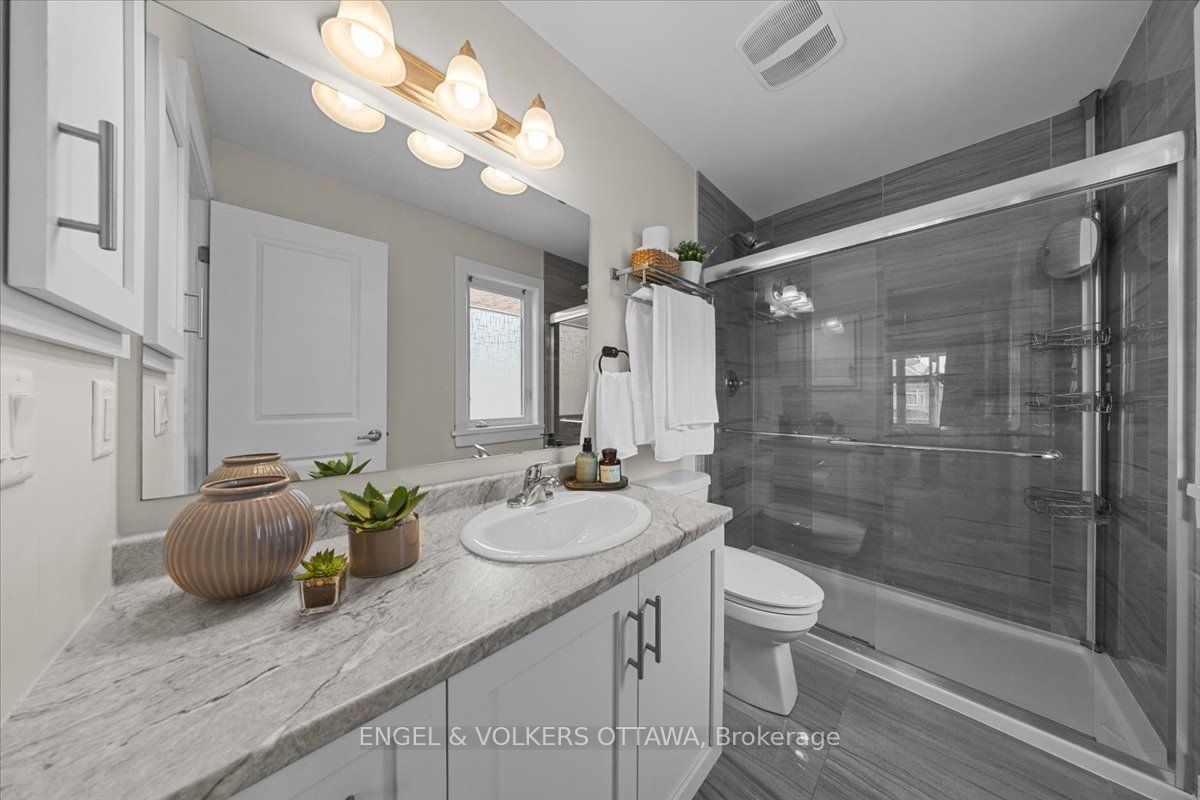 209 Bert Hall Street Property Photo 24