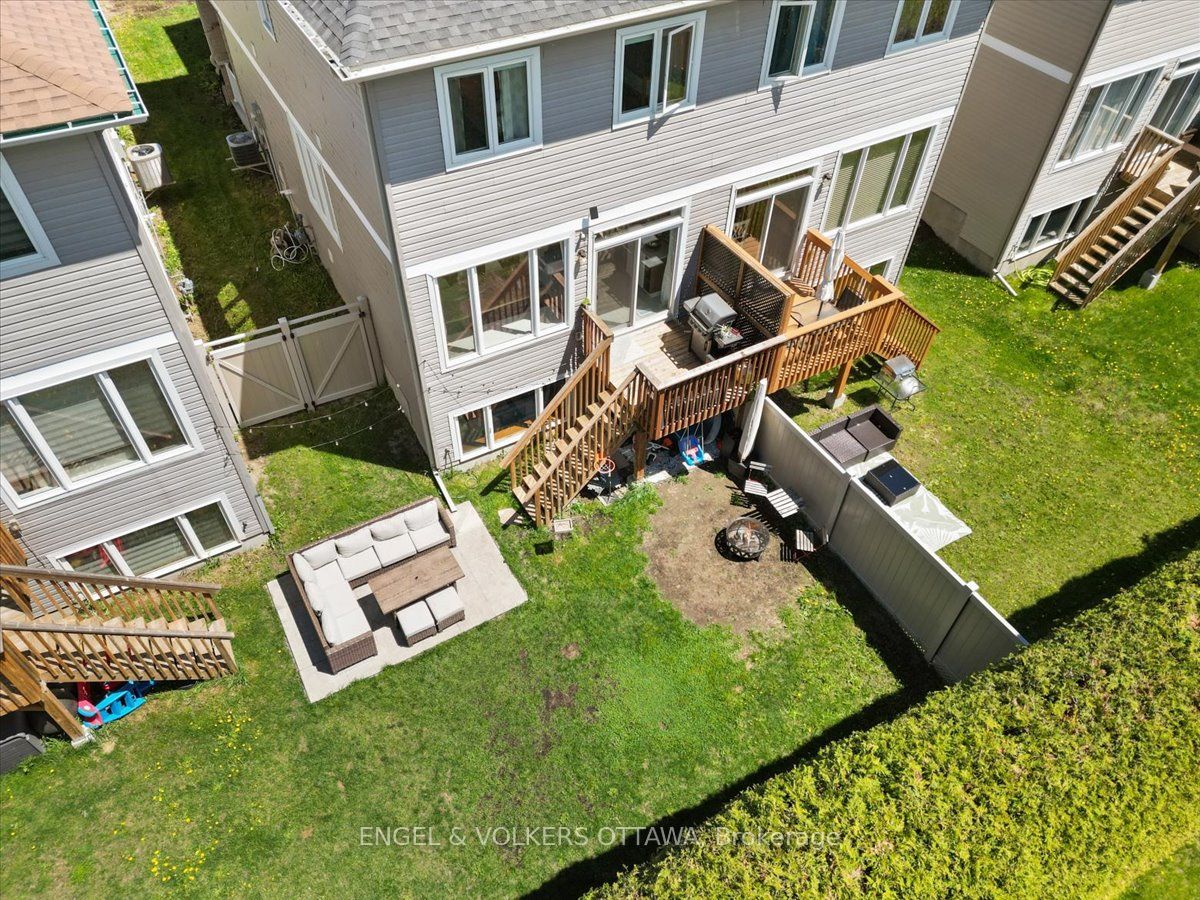 209 Bert Hall Street Property Photo 39