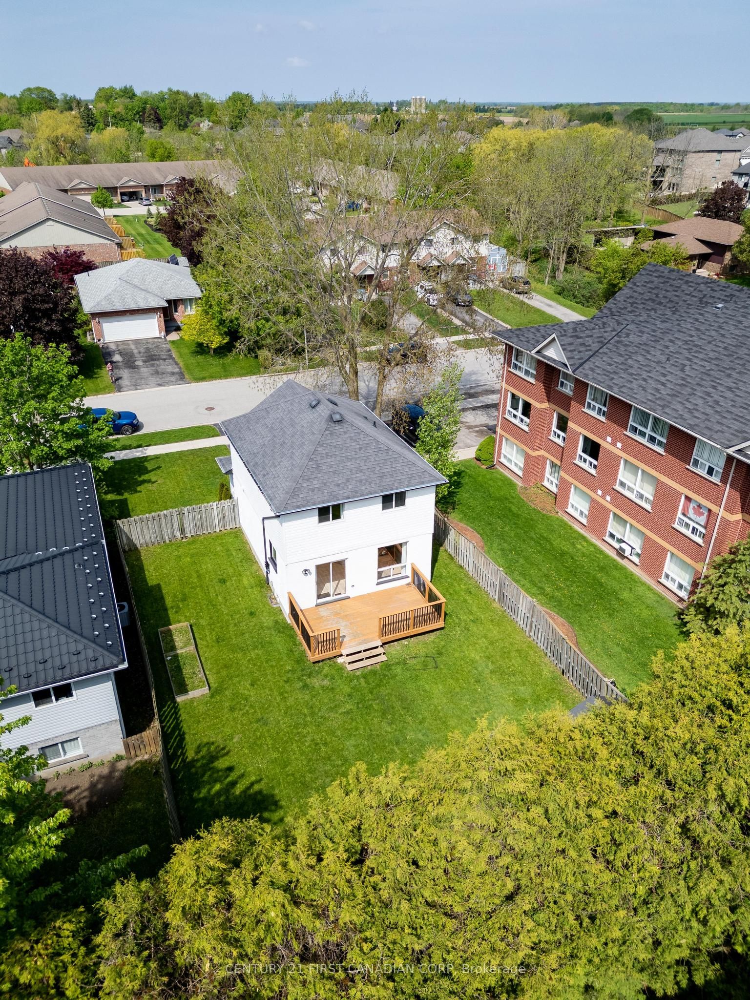 168 Gibson Crescent Property Photo 7