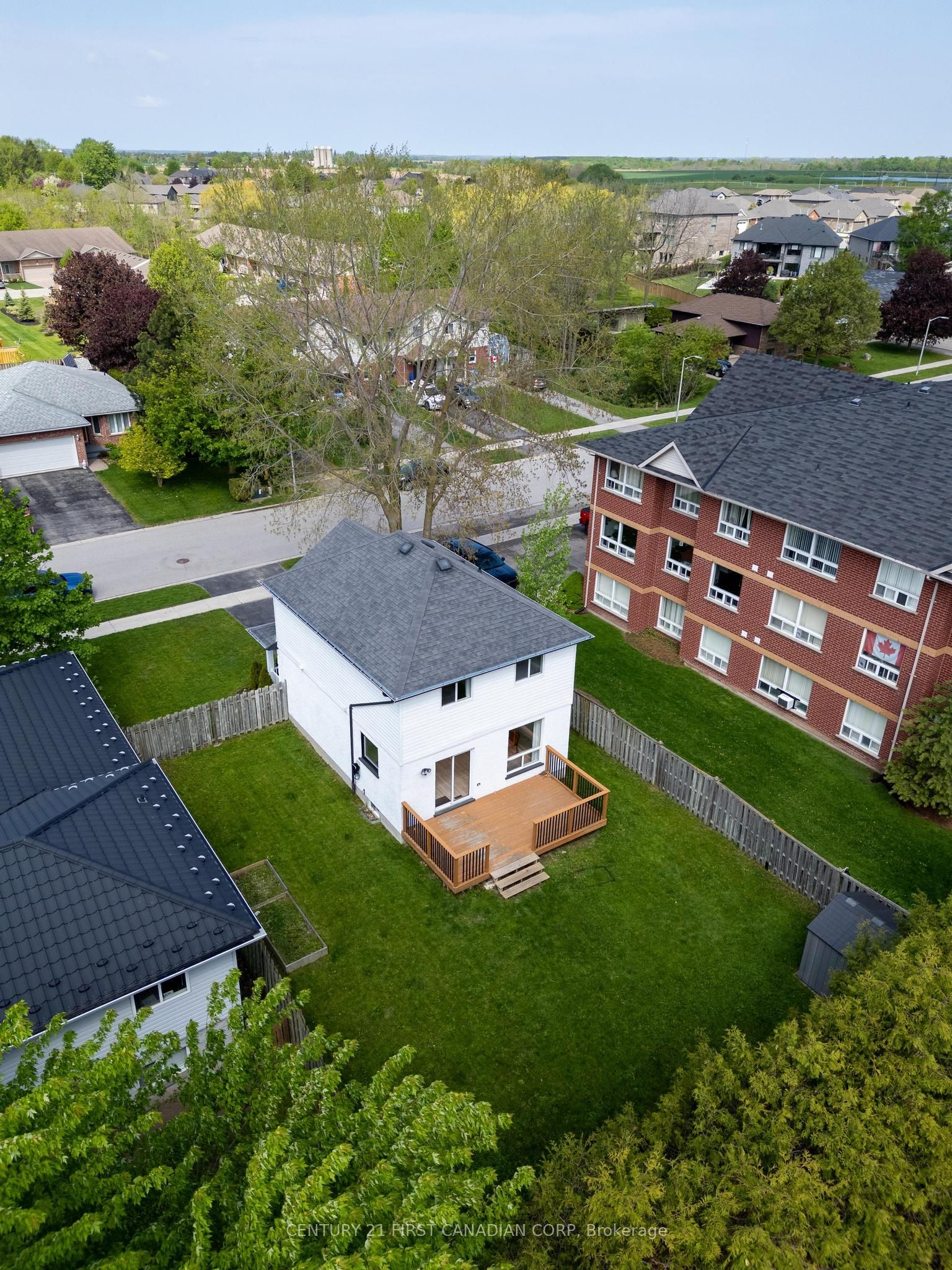 168 Gibson Crescent Property Photo 8