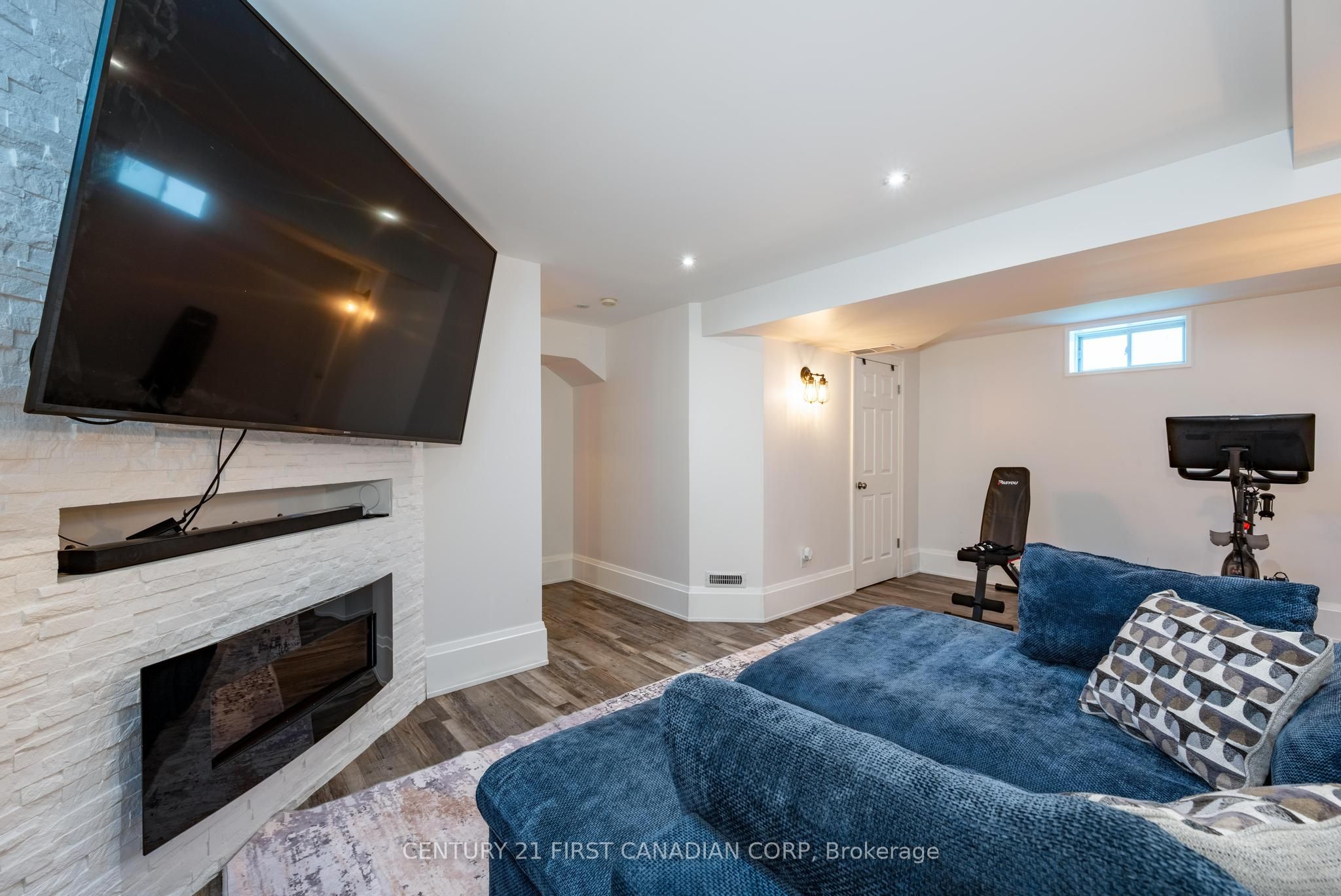 168 Gibson Crescent Property Photo 25