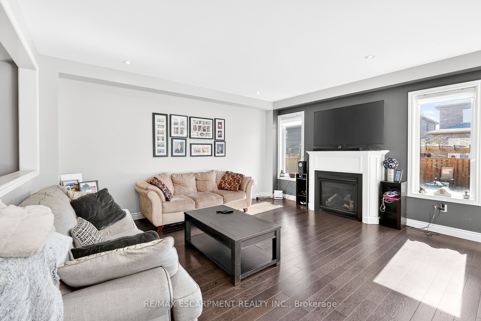 82 Chaumont Drive Property Photo 13