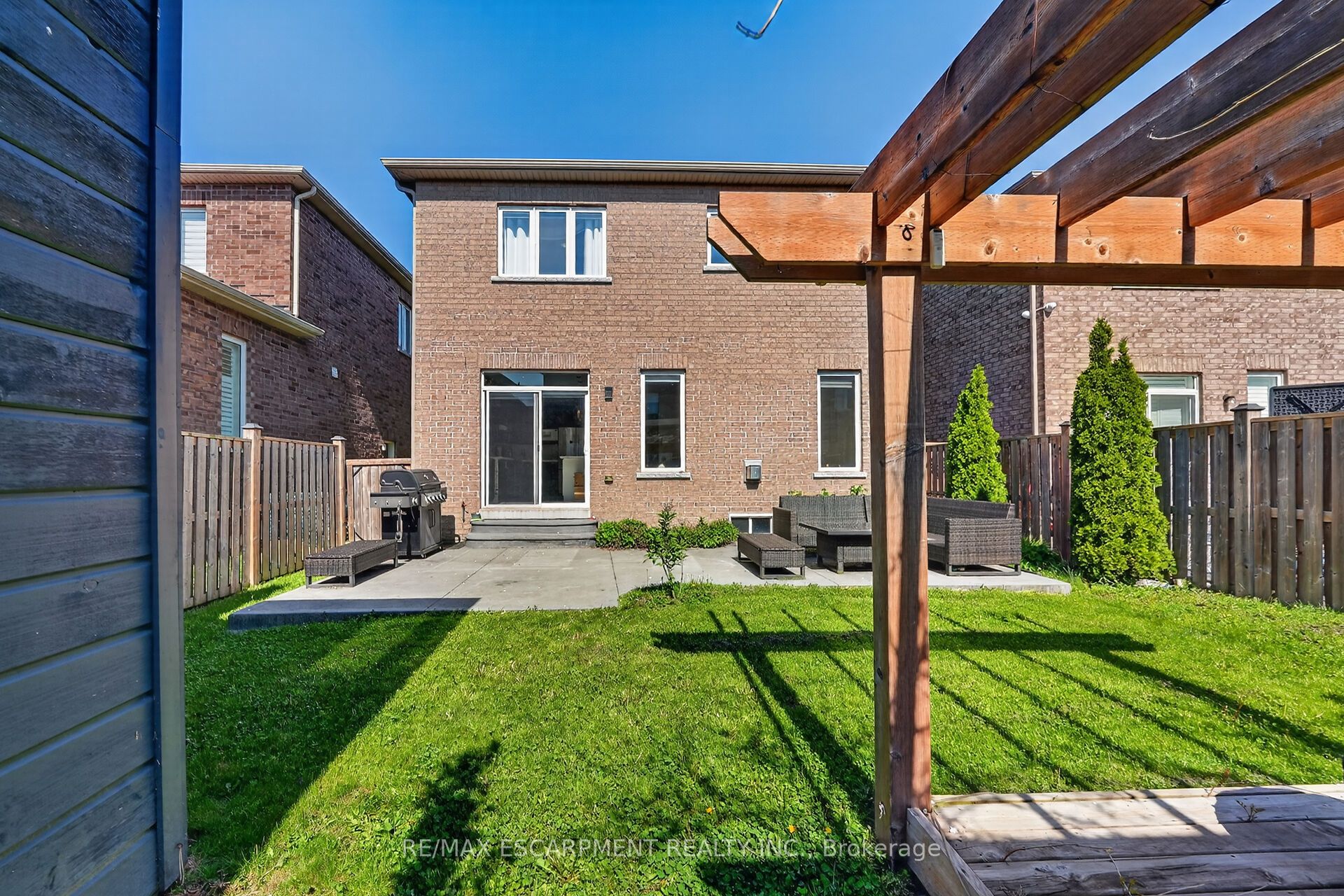 82 Chaumont Drive Property Photo 35