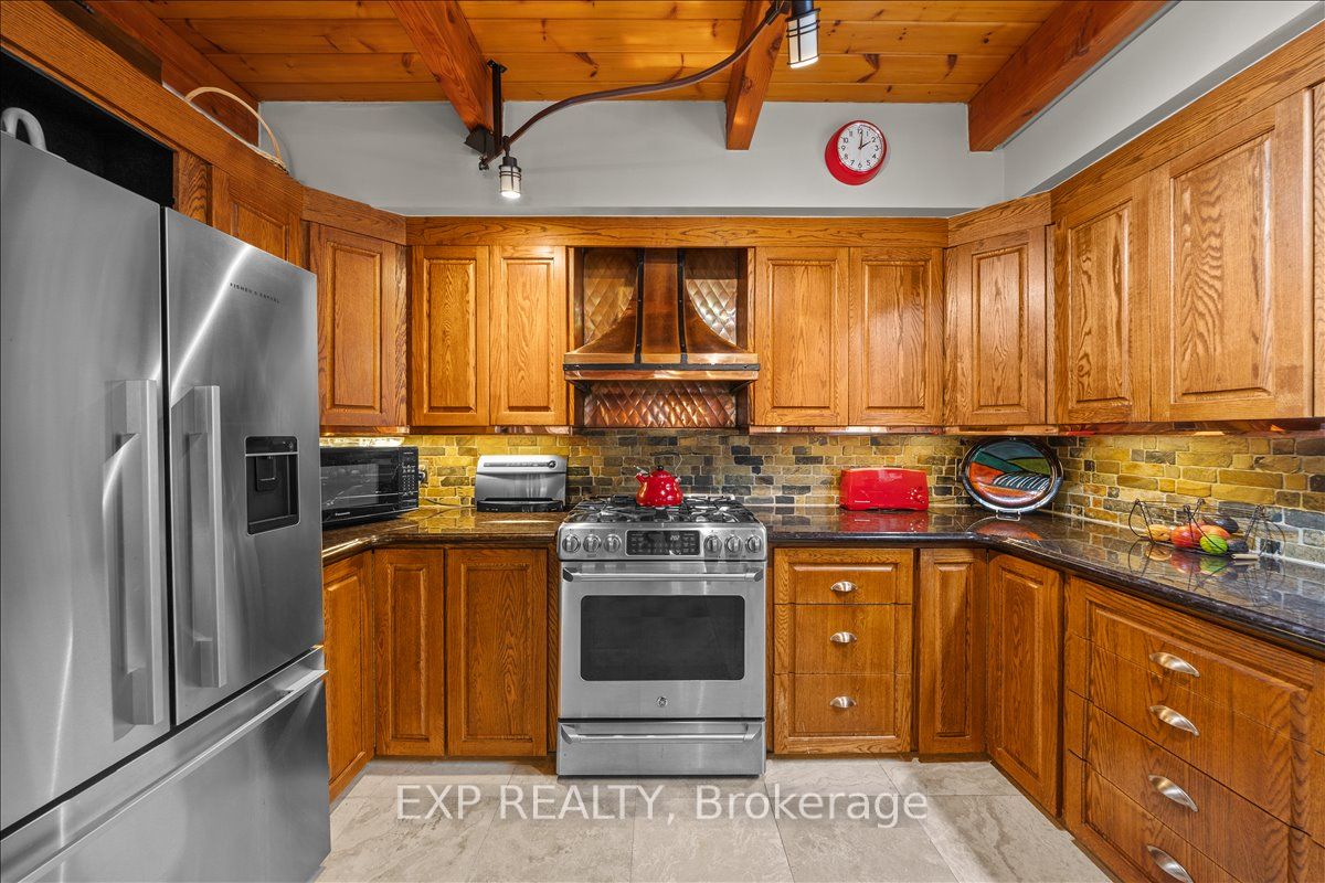 182 Spruce Ridge Road Property Photo 12