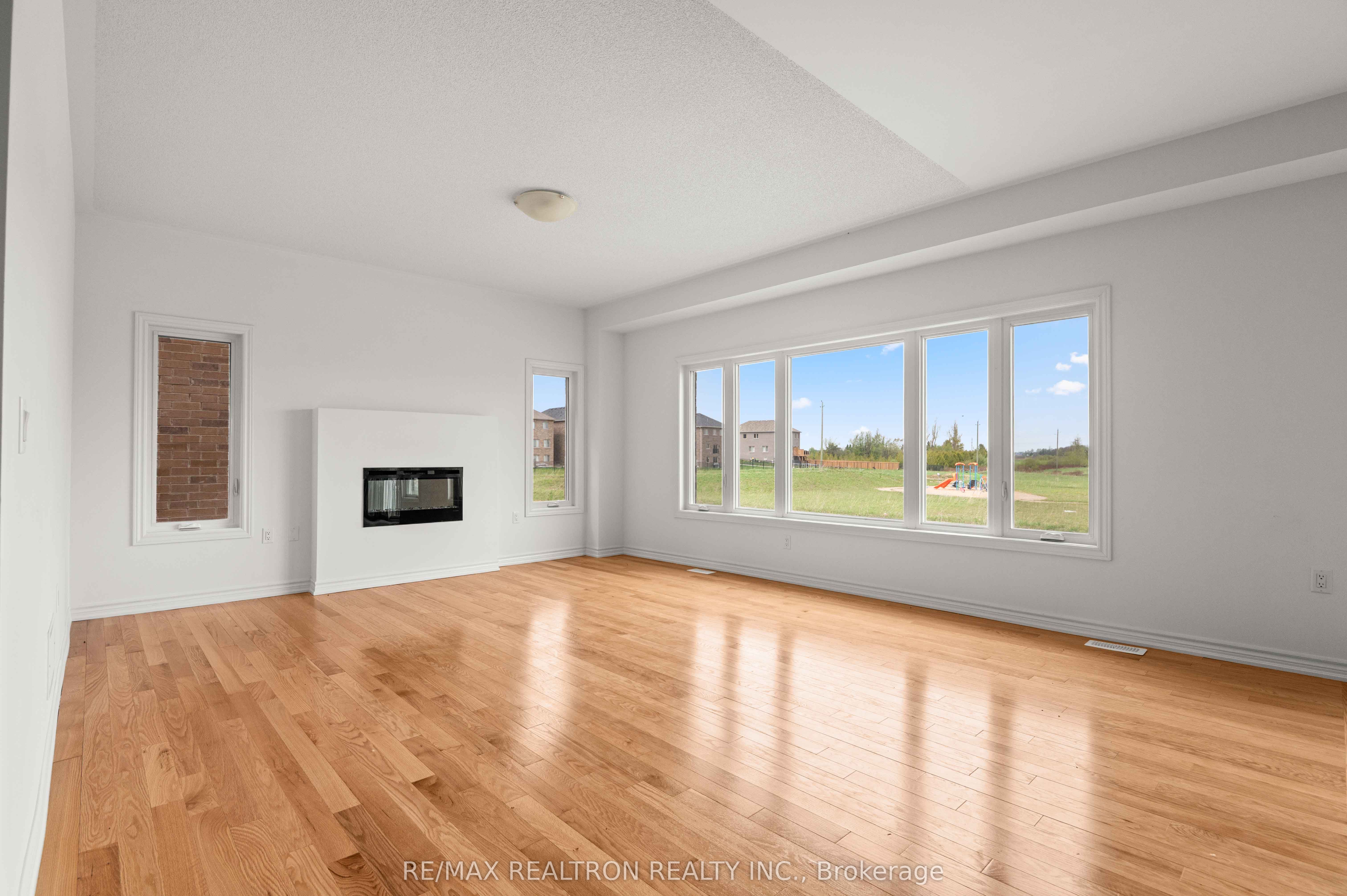 434 Vandusen Avenue Property Photo 5