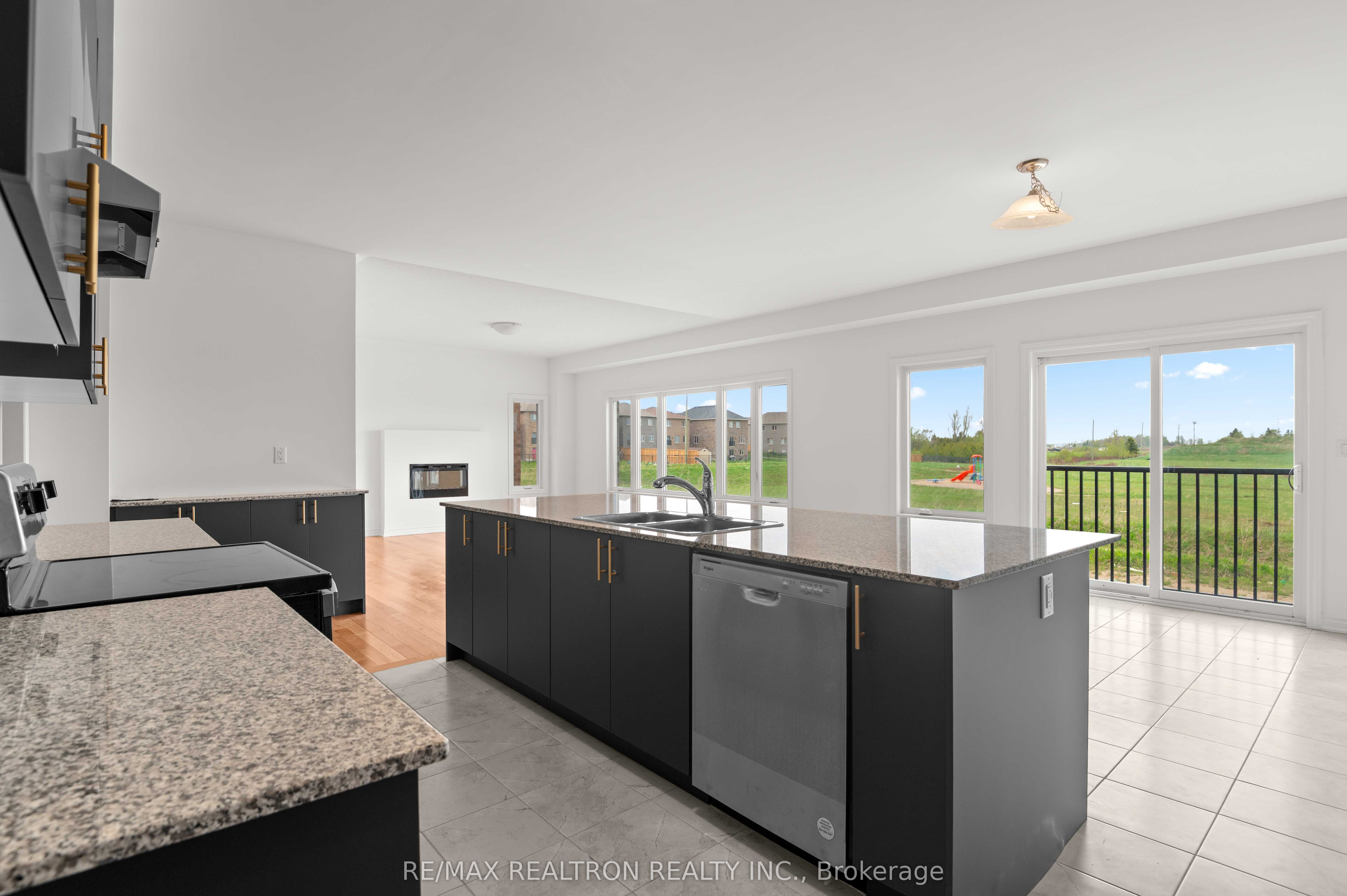 434 Vandusen Avenue Property Photo 9