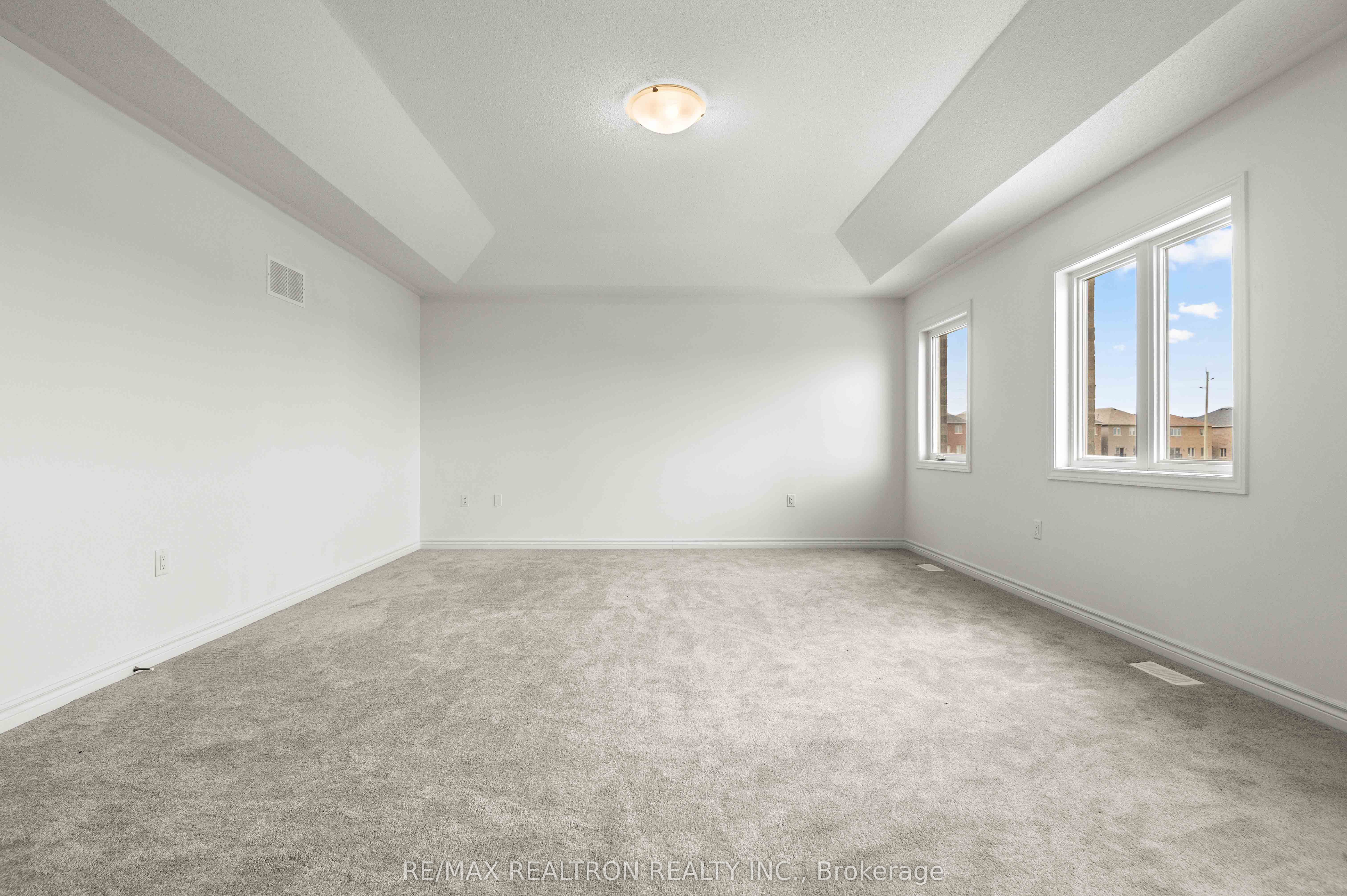 434 Vandusen Avenue Property Photo 19
