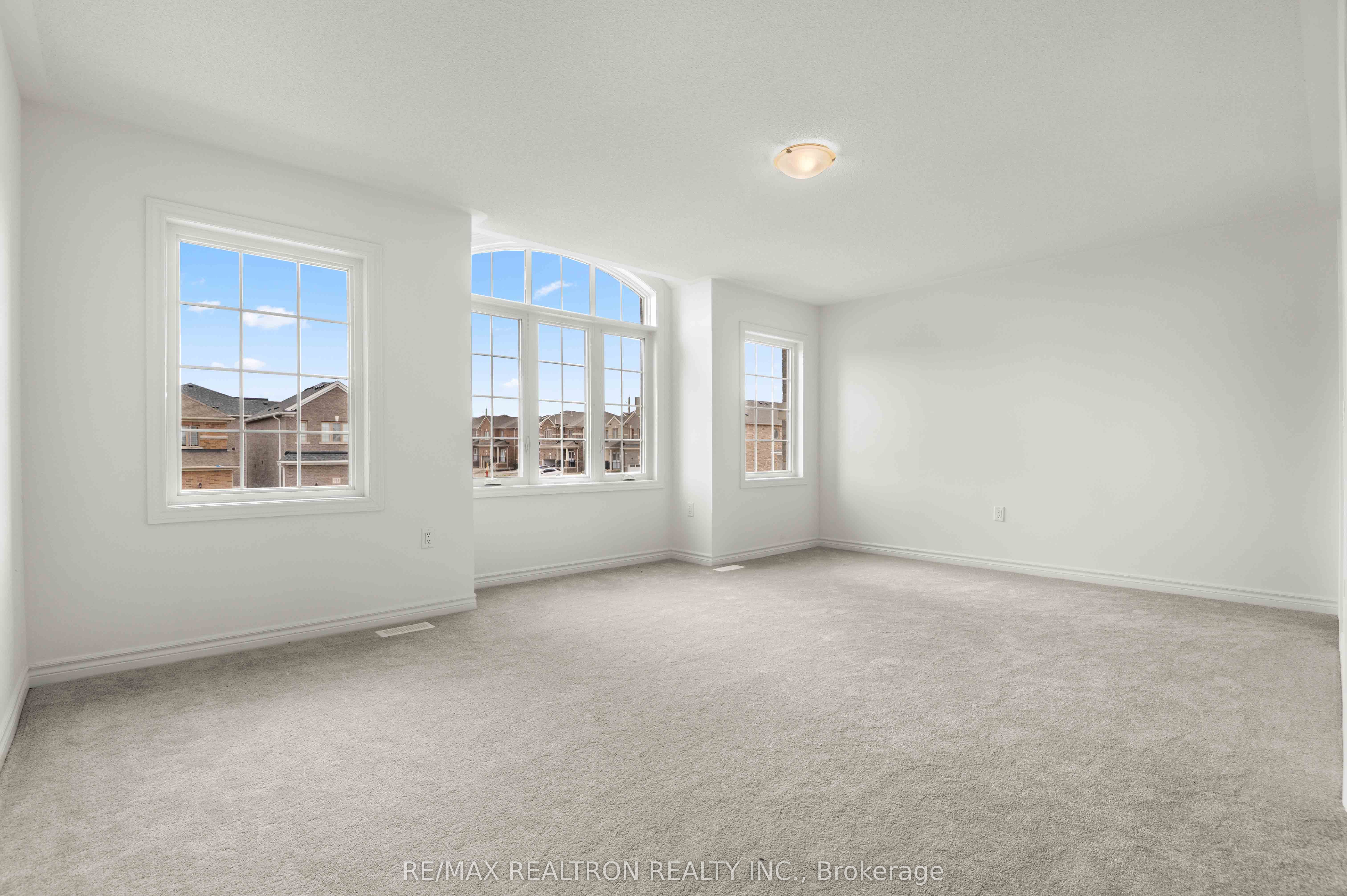434 Vandusen Avenue Property Photo 26