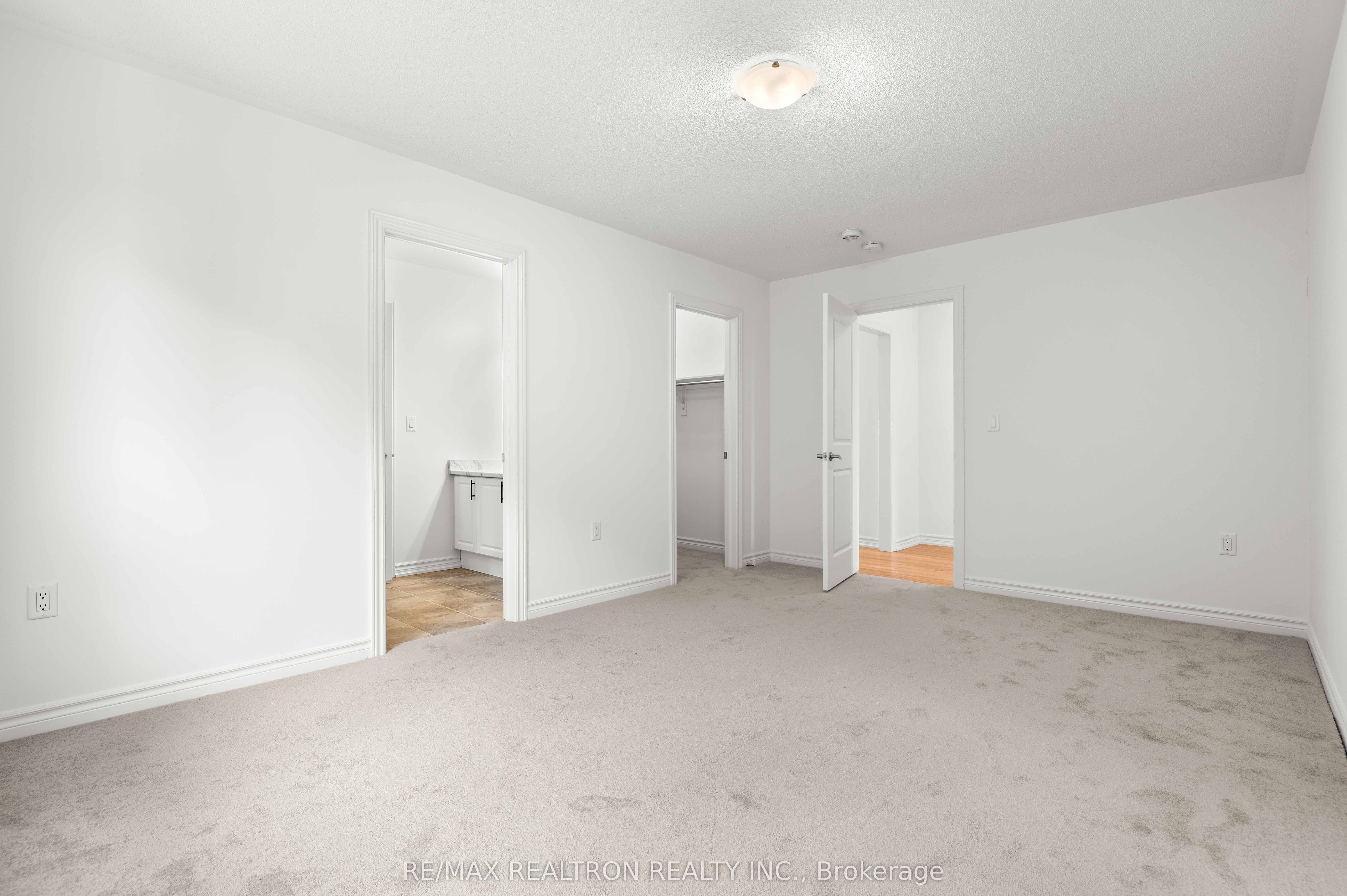 434 Vandusen Avenue Property Photo 35