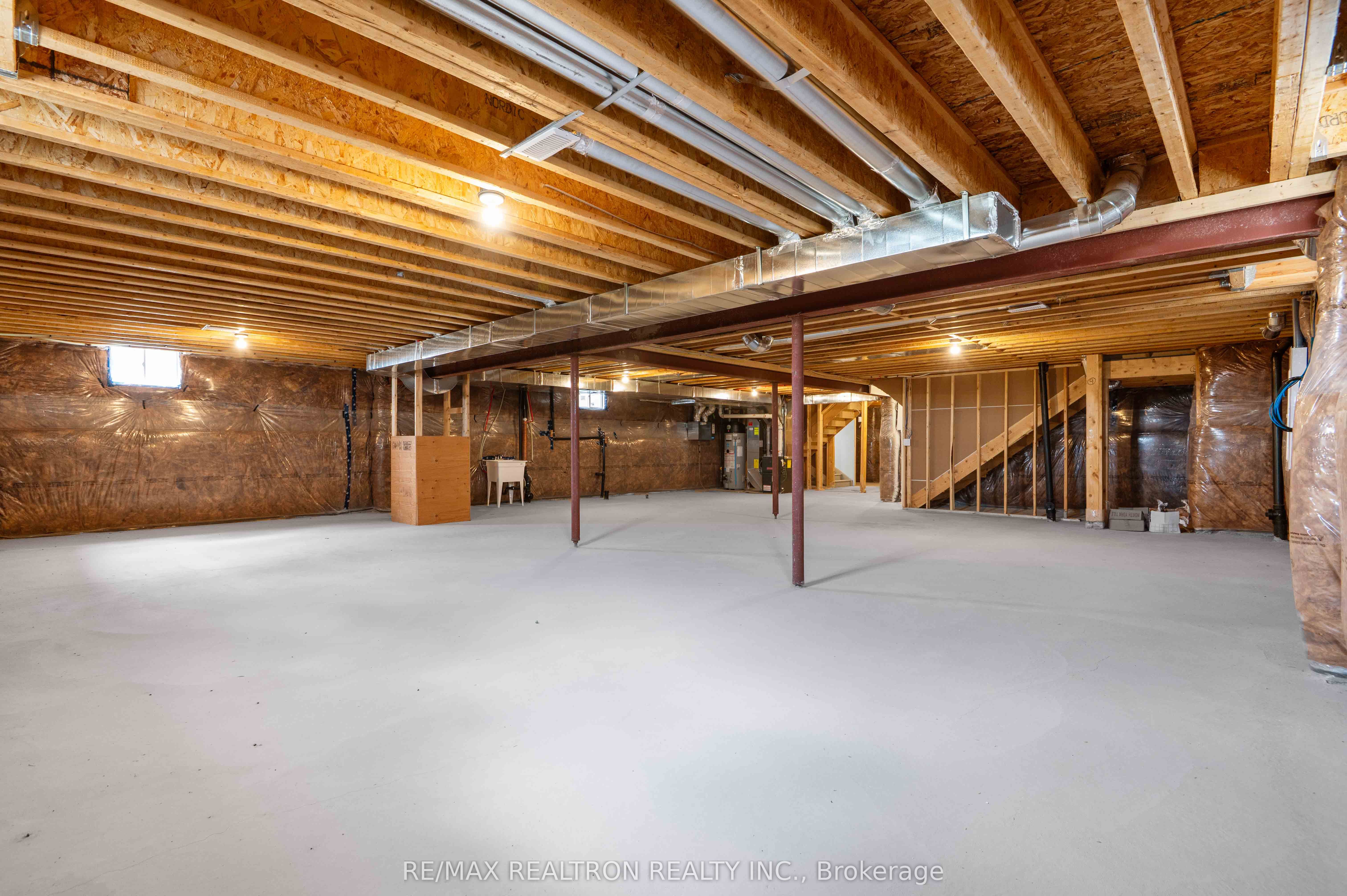 434 Vandusen Avenue Property Photo 44