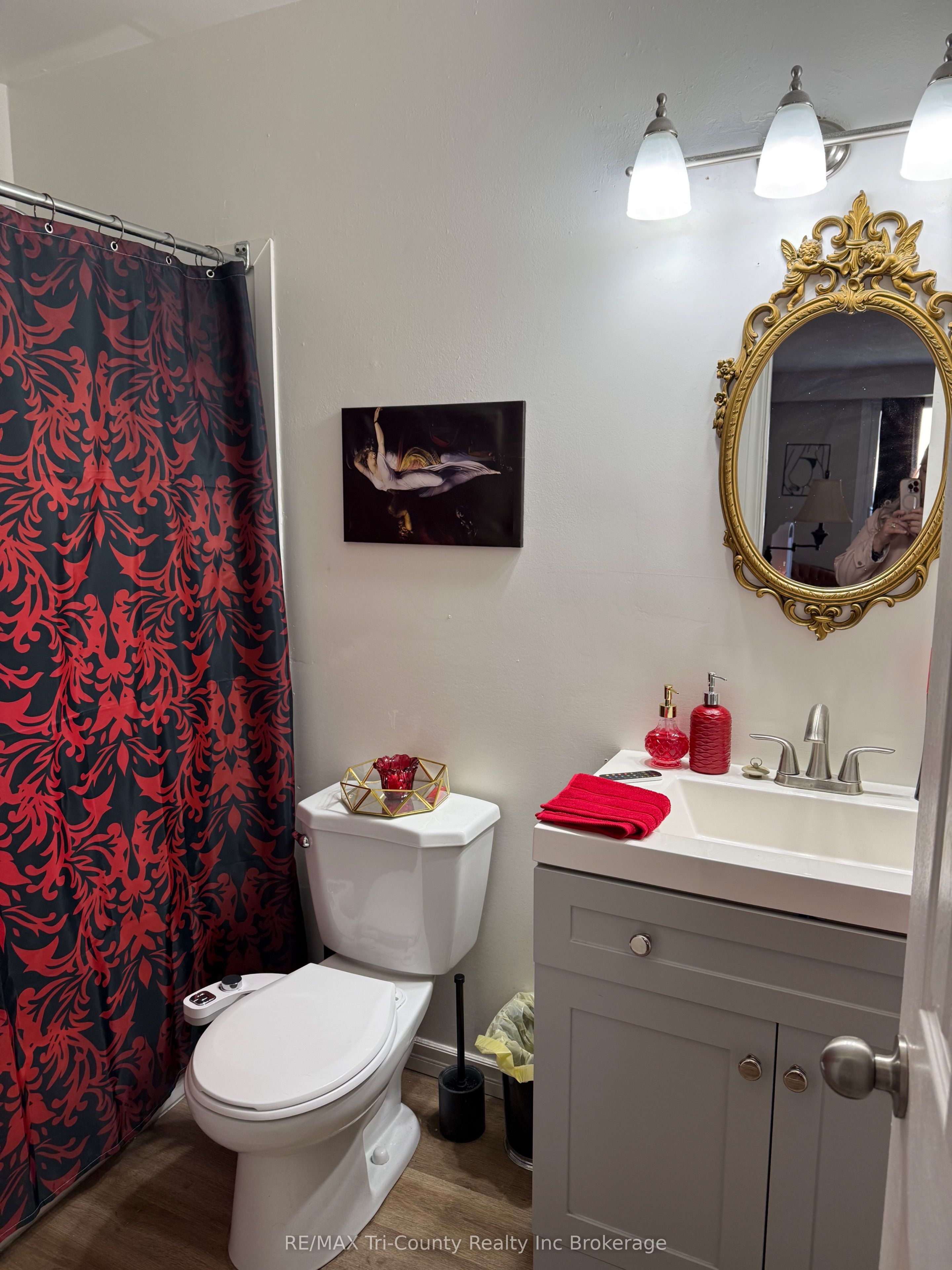 191 Lisgar Avenue 301 Property Photo 5