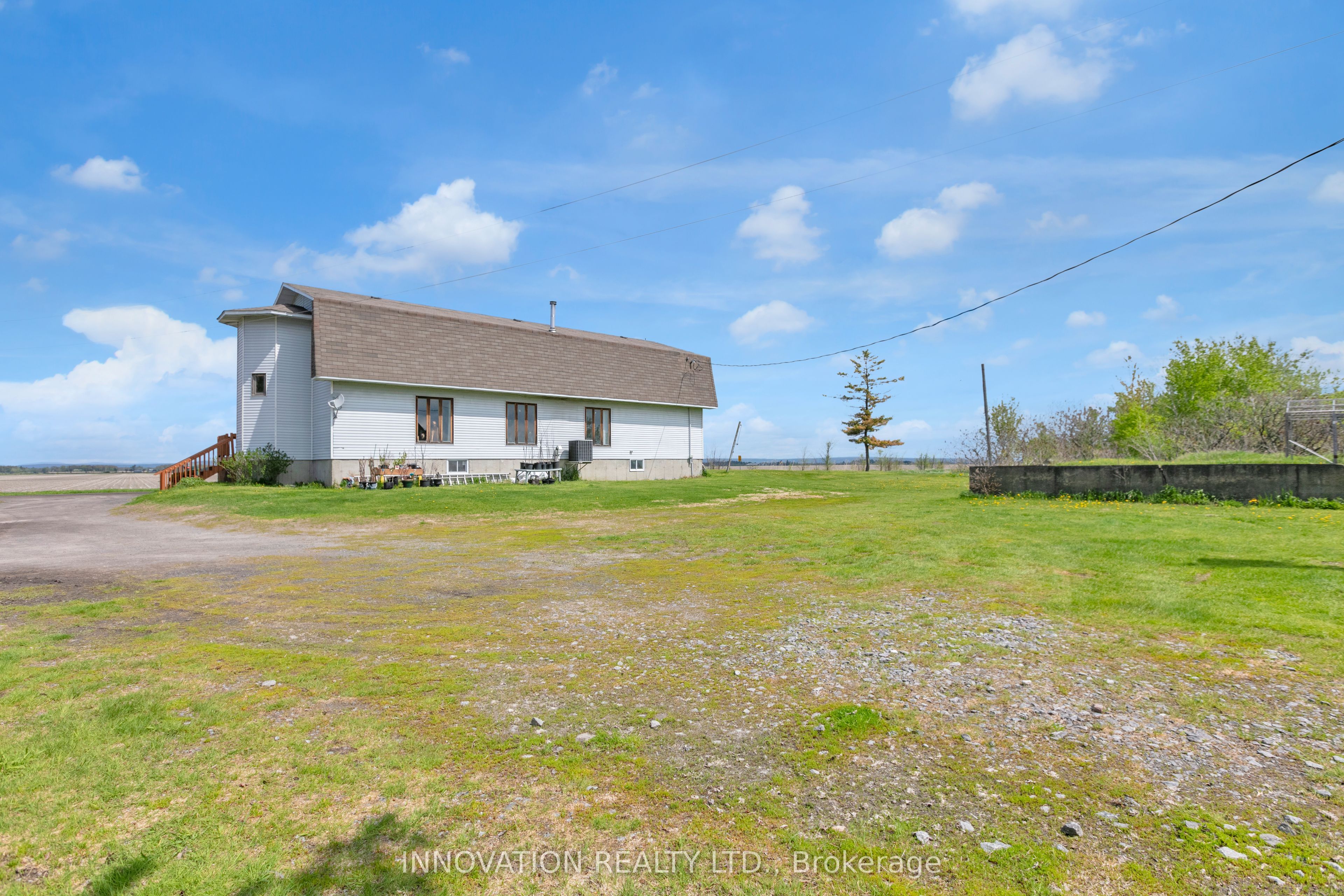1270 Concession 8 Road Property Photo 9
