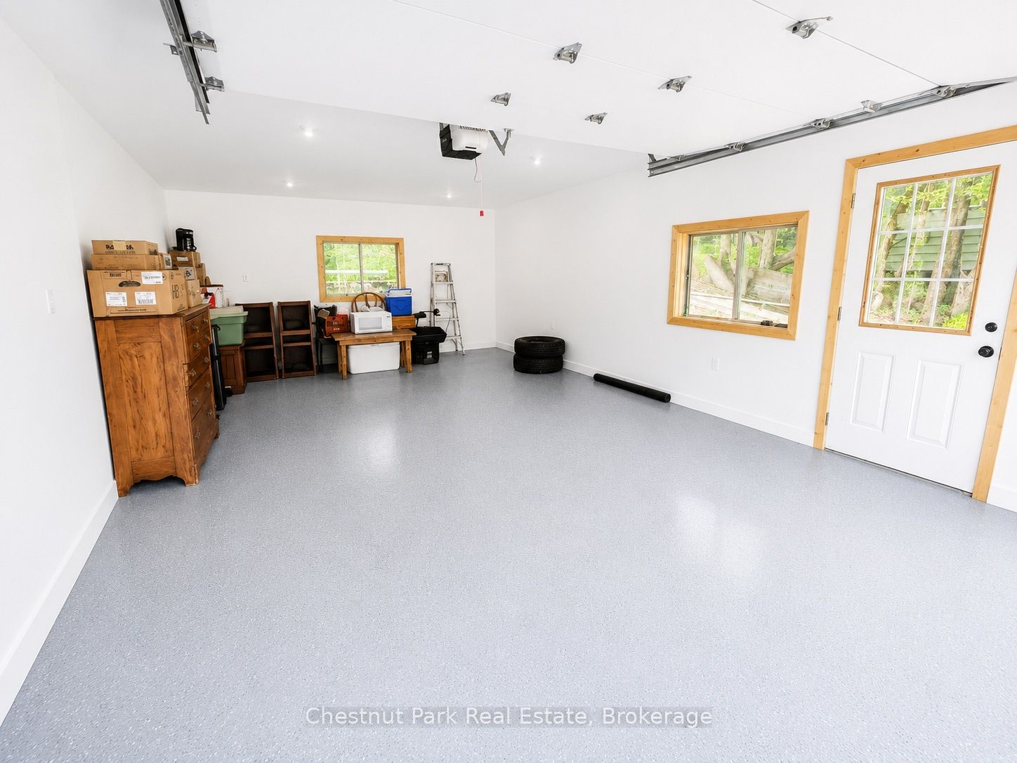 12 Ferndale Road Property Photo 6