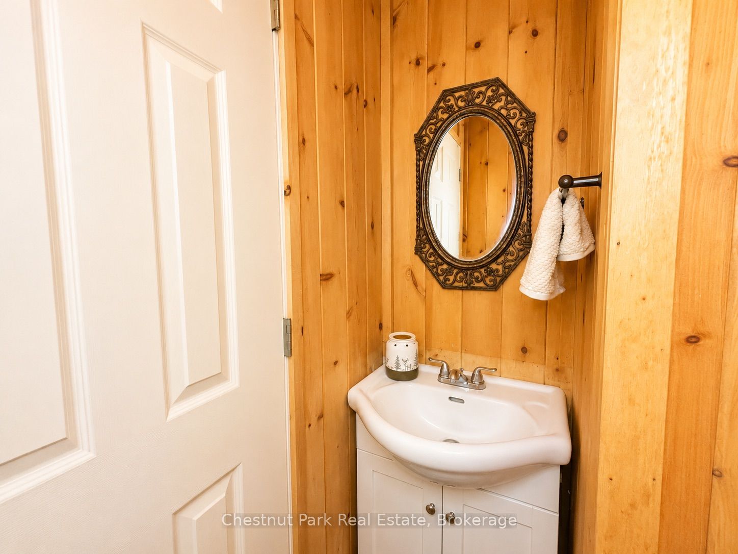 12 Ferndale Road Property Photo 8