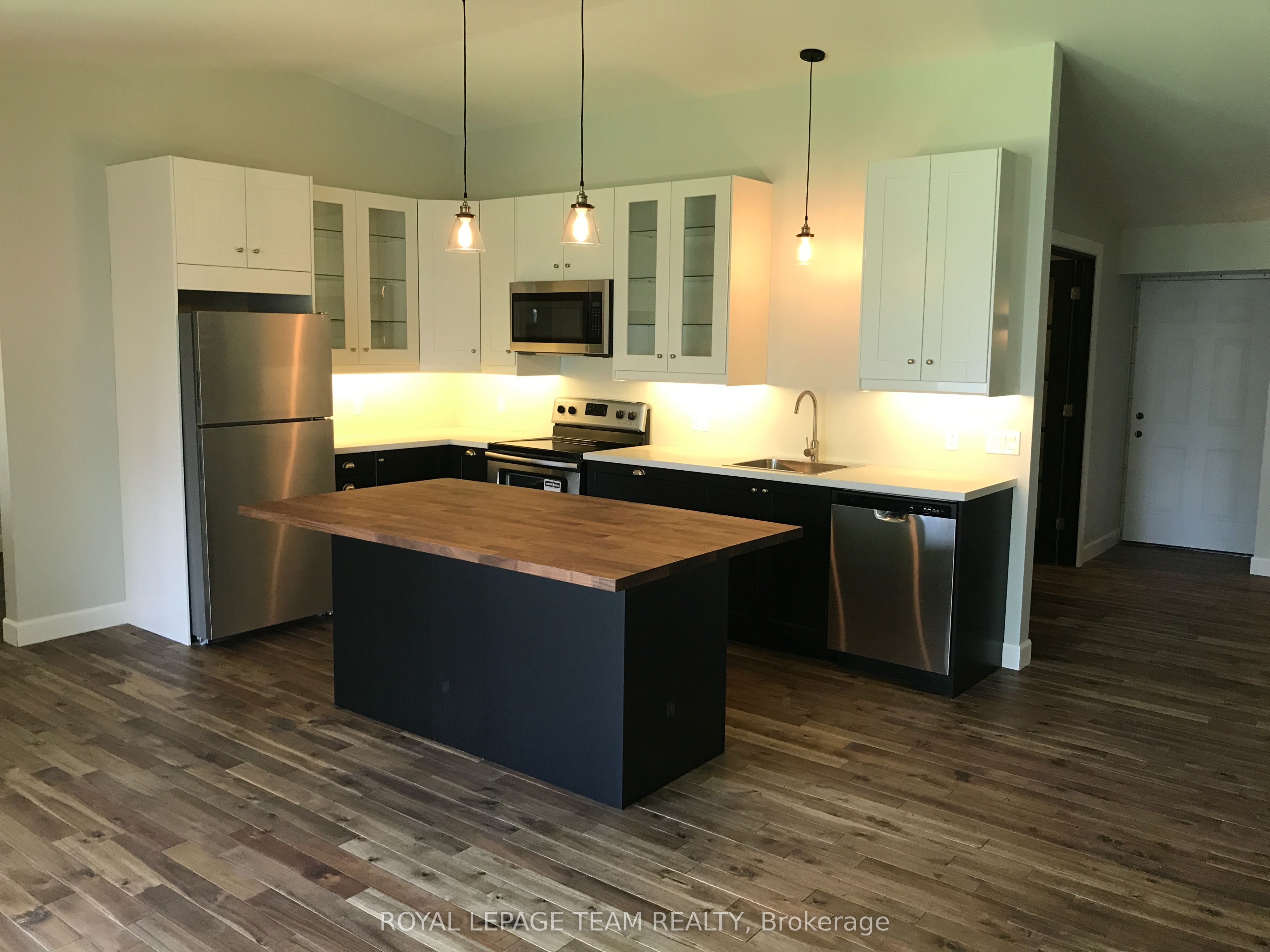 154 Elgin Street Property Photo 24