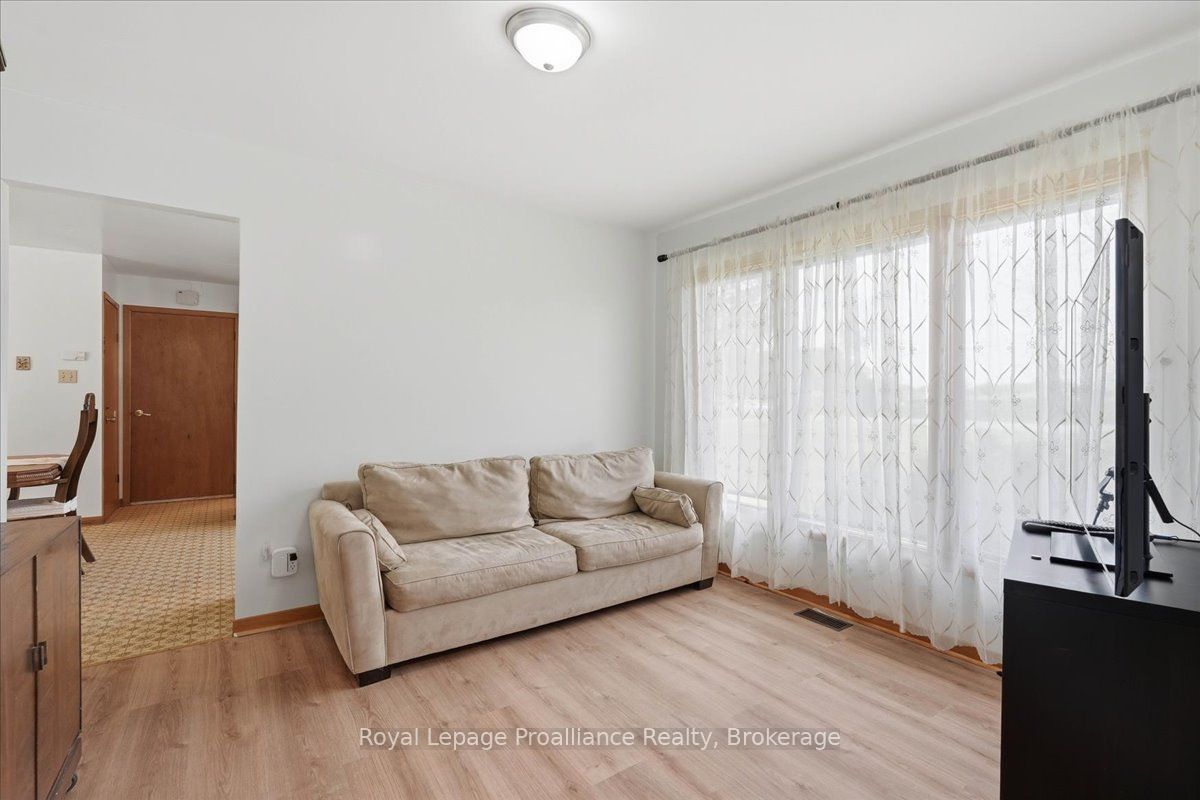 1302 Wingfield Road Property Photo 9