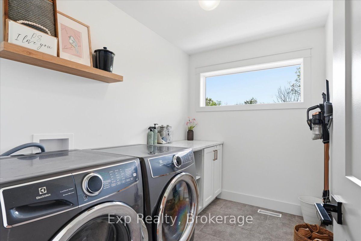 1296 Clearview Road Property Photo 24