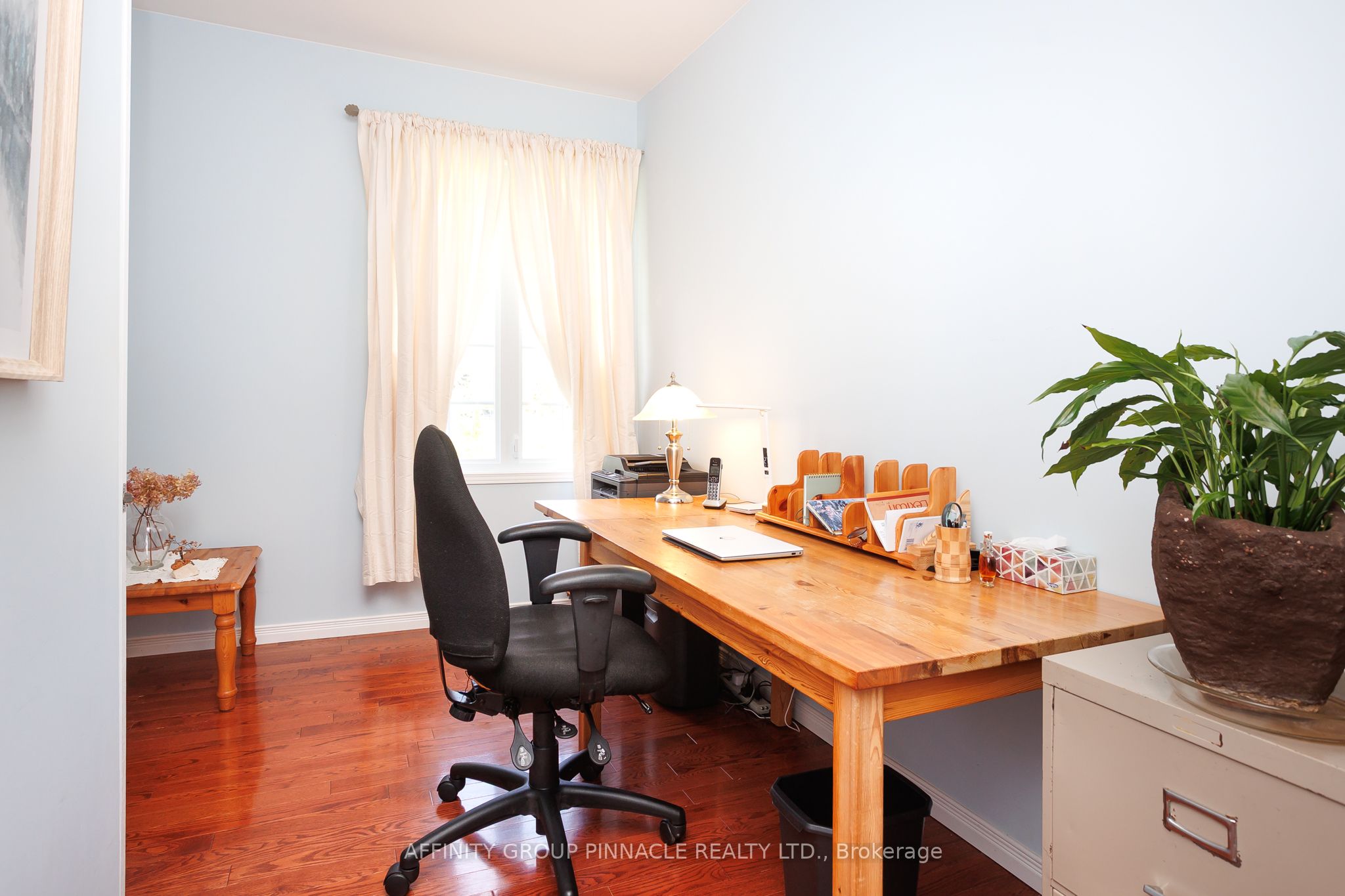 4 Head Street Property Photo 19