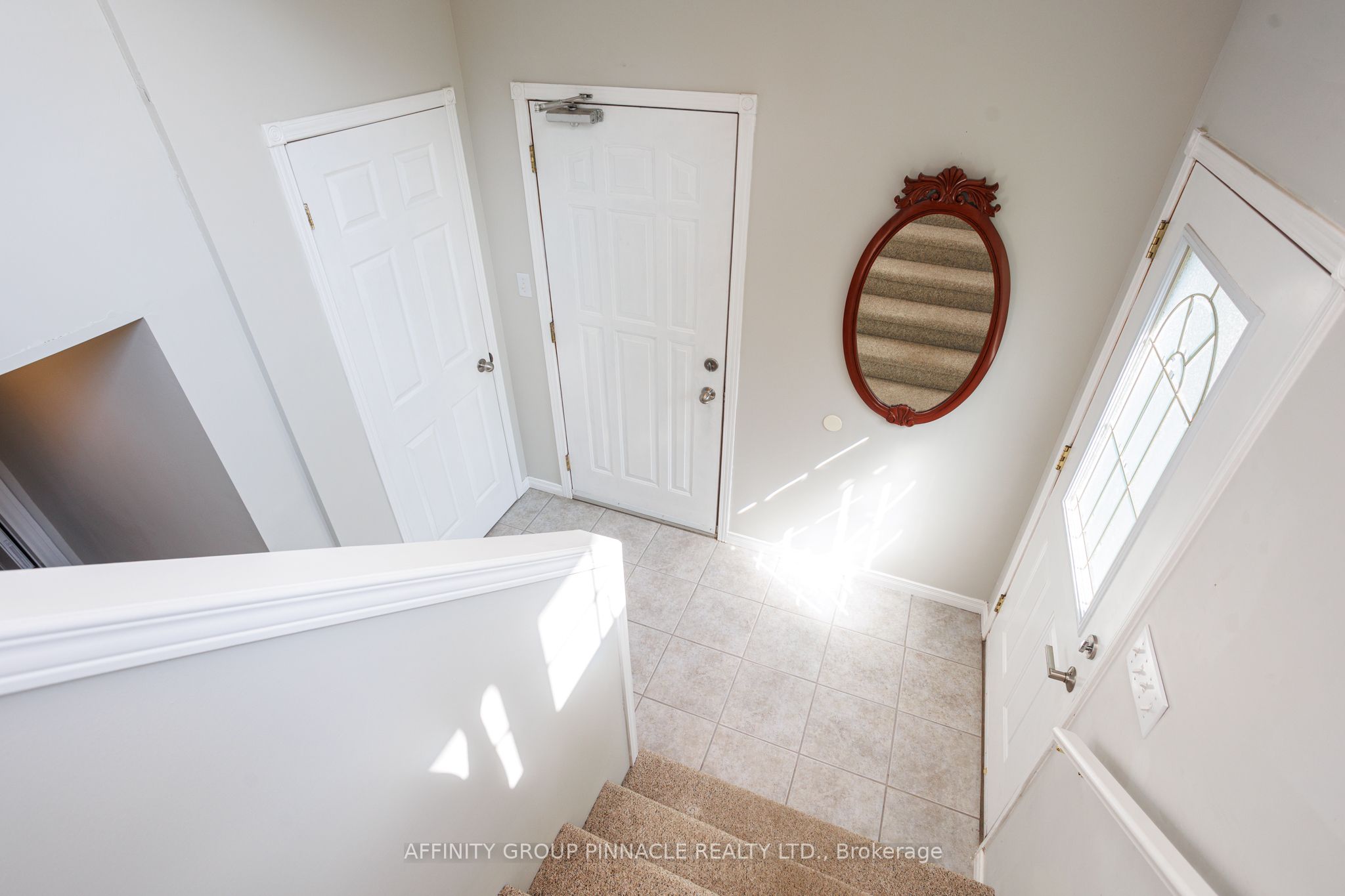 4 Head Street Property Photo 23