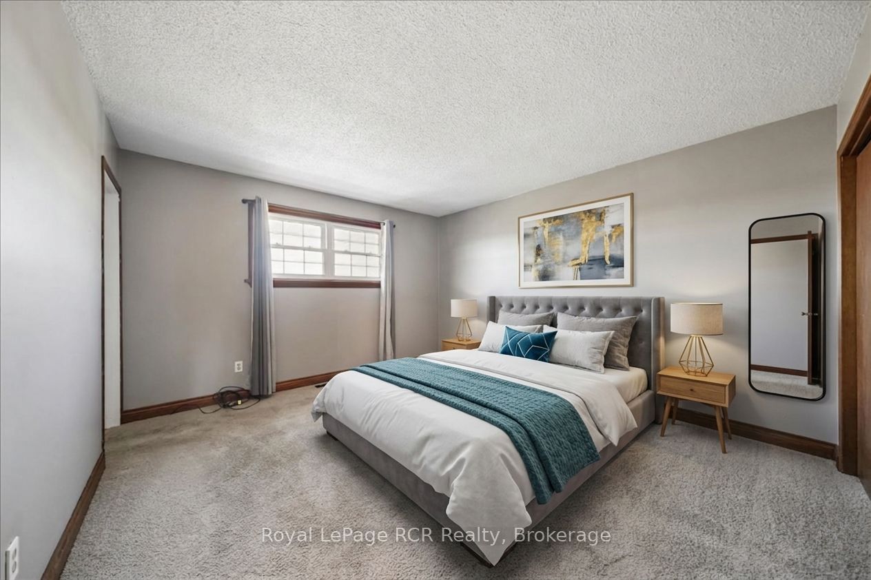 883 30th Street W Property Photo 20