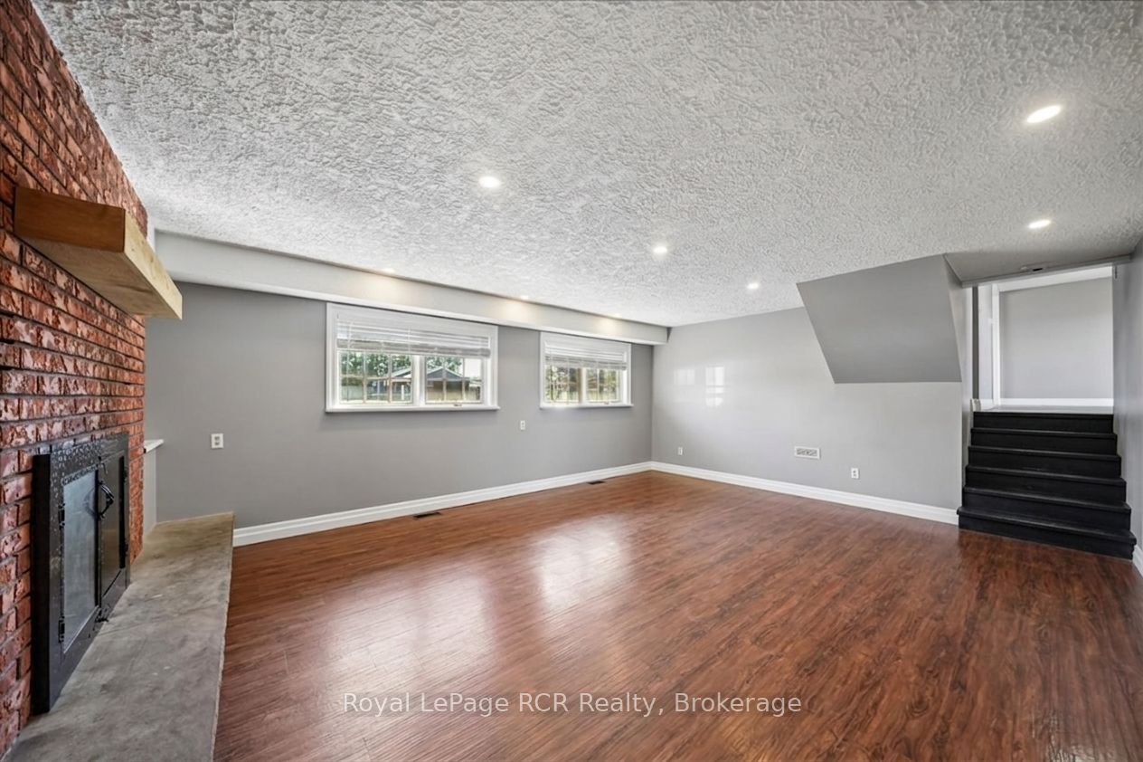 883 30th Street W Property Photo 30